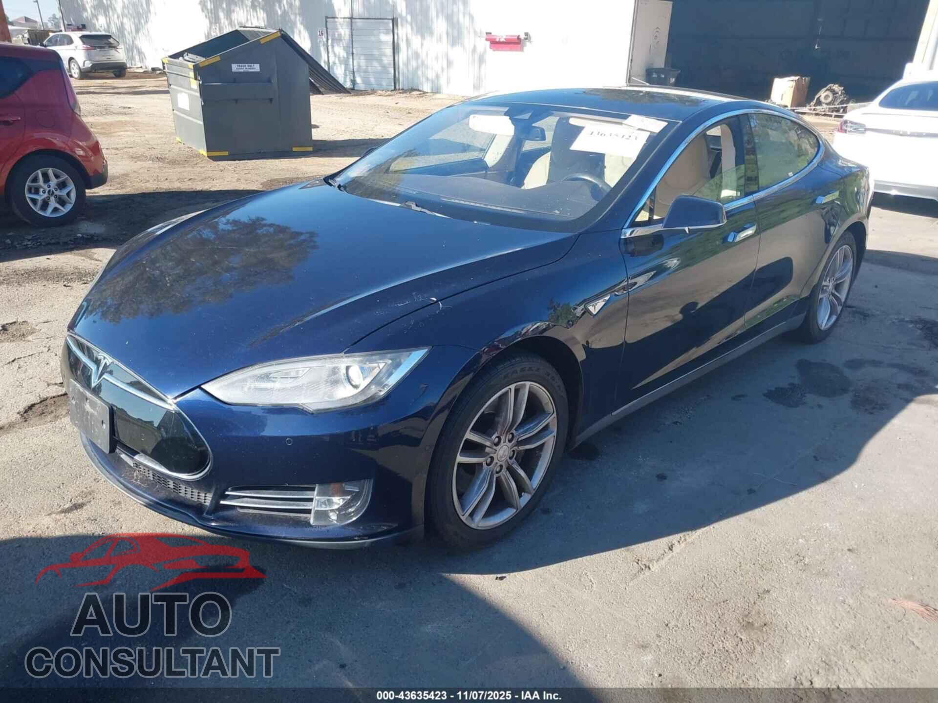 TESLA MODEL S 2015 - 5YJSA1S1XFFP77006