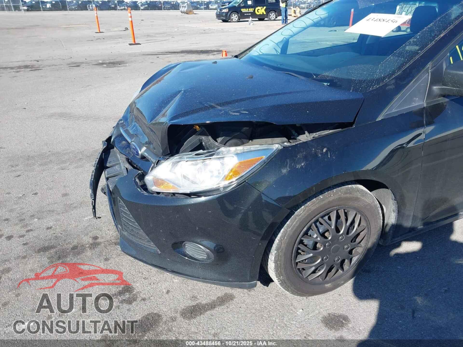 FORD FOCUS 2014 - 1FADP3E25EL438372