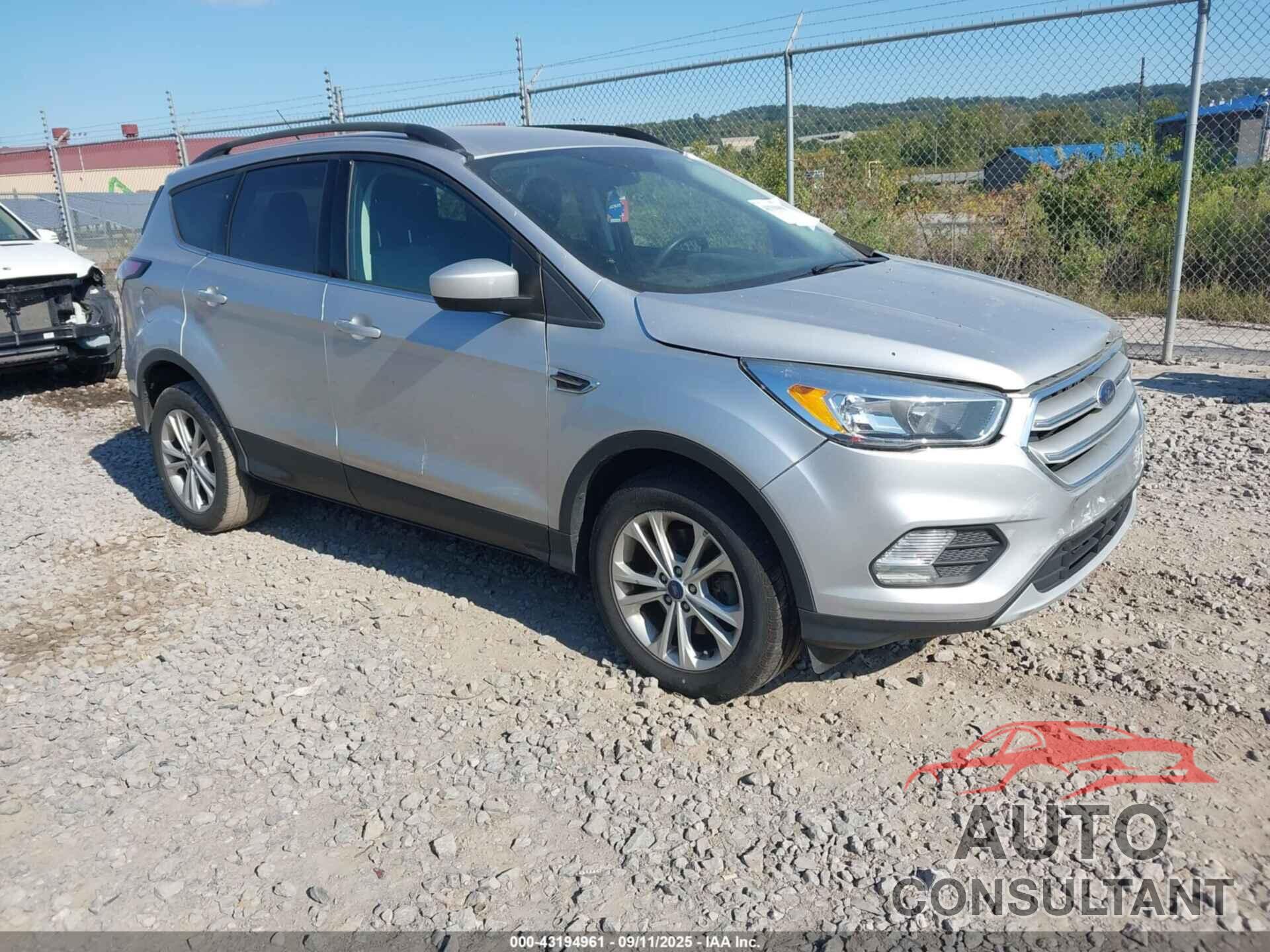 FORD ESCAPE 2018 - 1FMCU9G91JUB48576