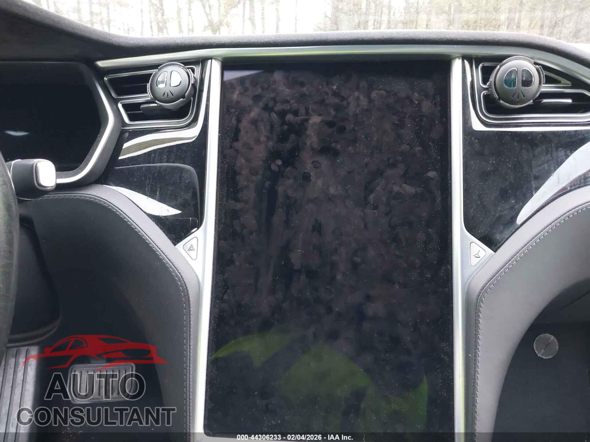 TESLA MODEL S 2015 - 5YJSA1E28FF109175