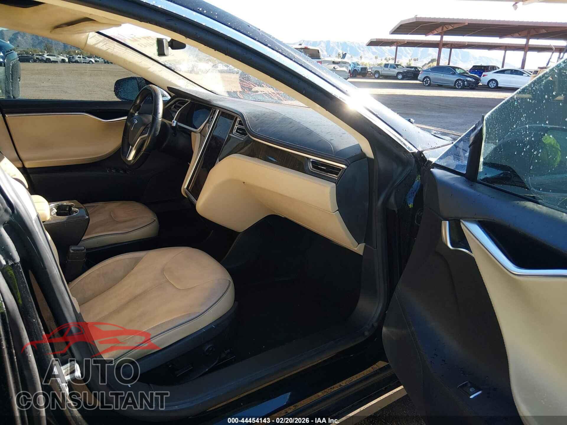 TESLA MODEL S 2012 - 5YJSA1DP4CFP01245