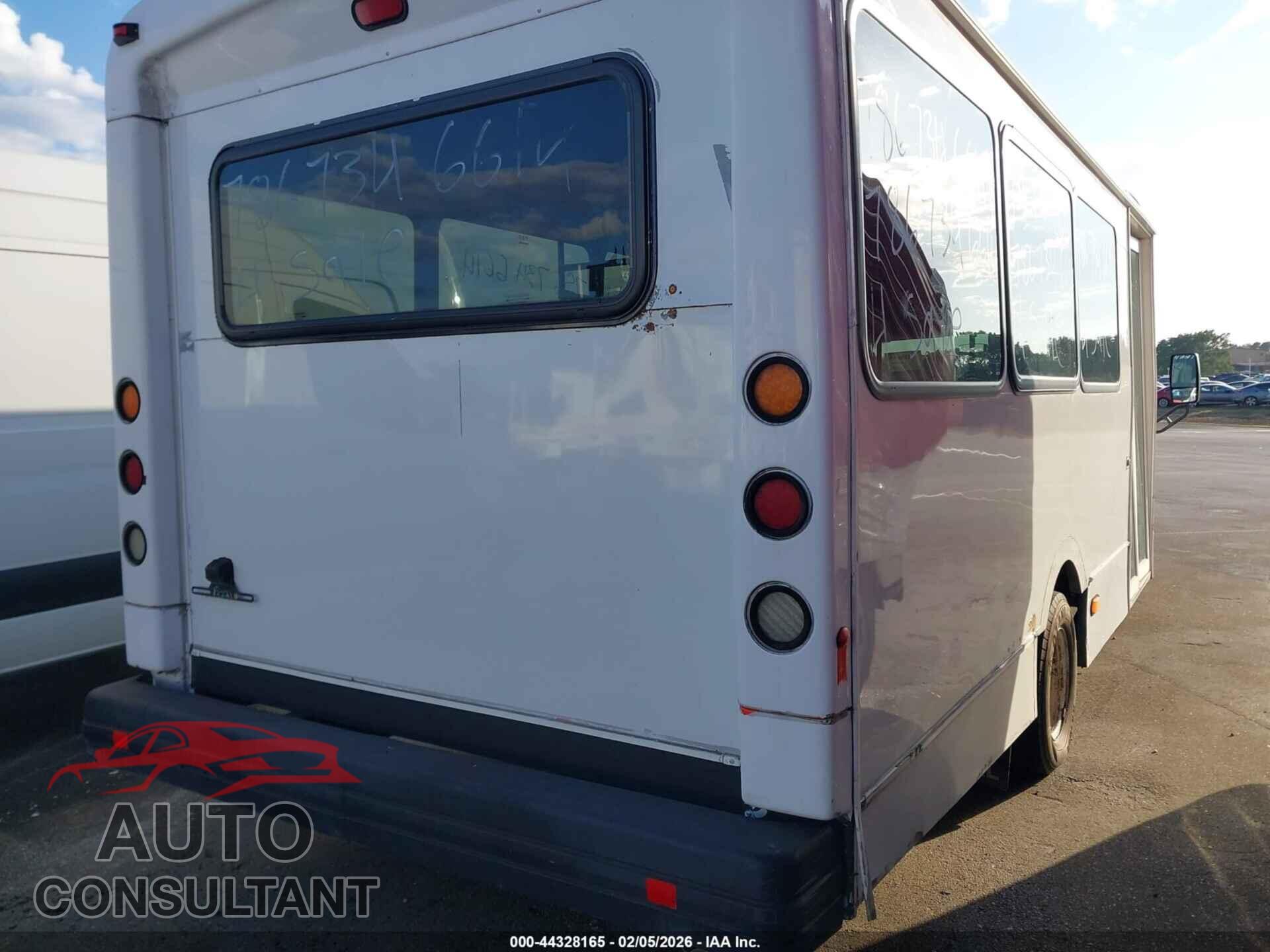 FORD E-450 CUTAWAY 2018 - 1FDFE4FS8JDC01517