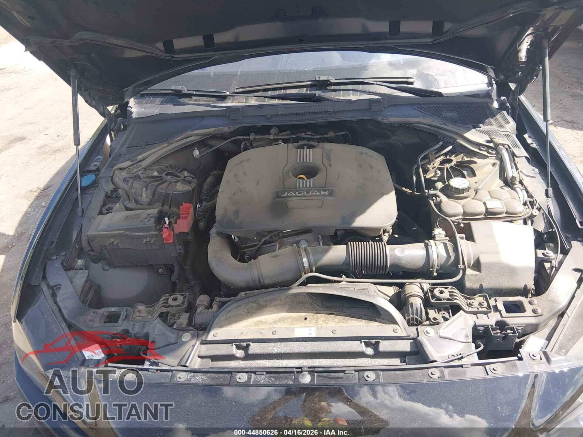 JAGUAR XE 2017 - SAJAR4BG8HA975977