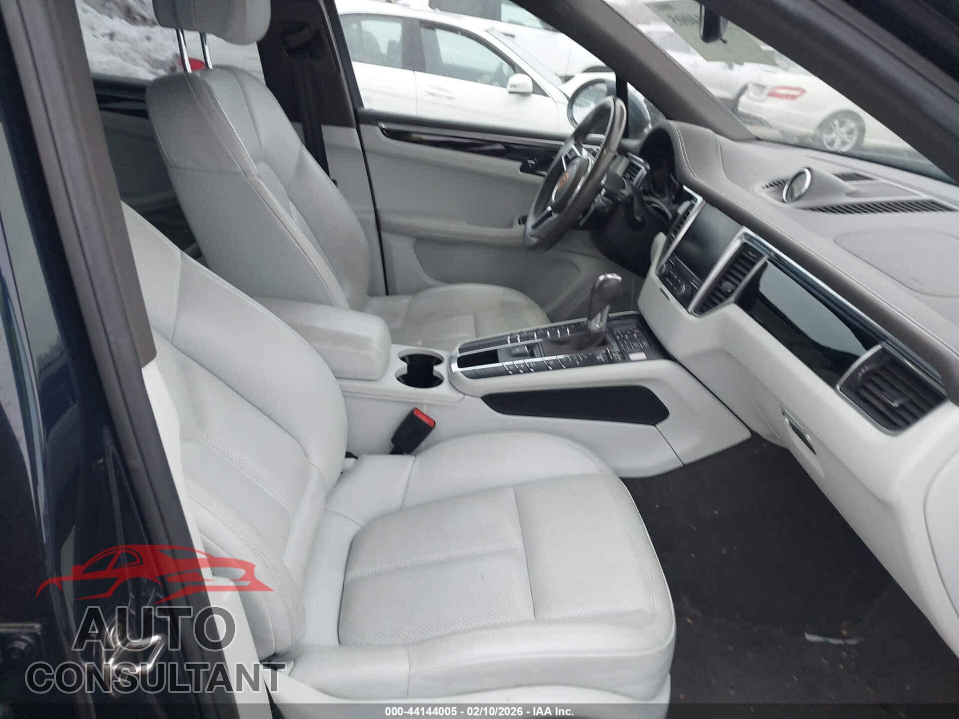 PORSCHE MACAN 2018 - WP1AA2A53JLB01877