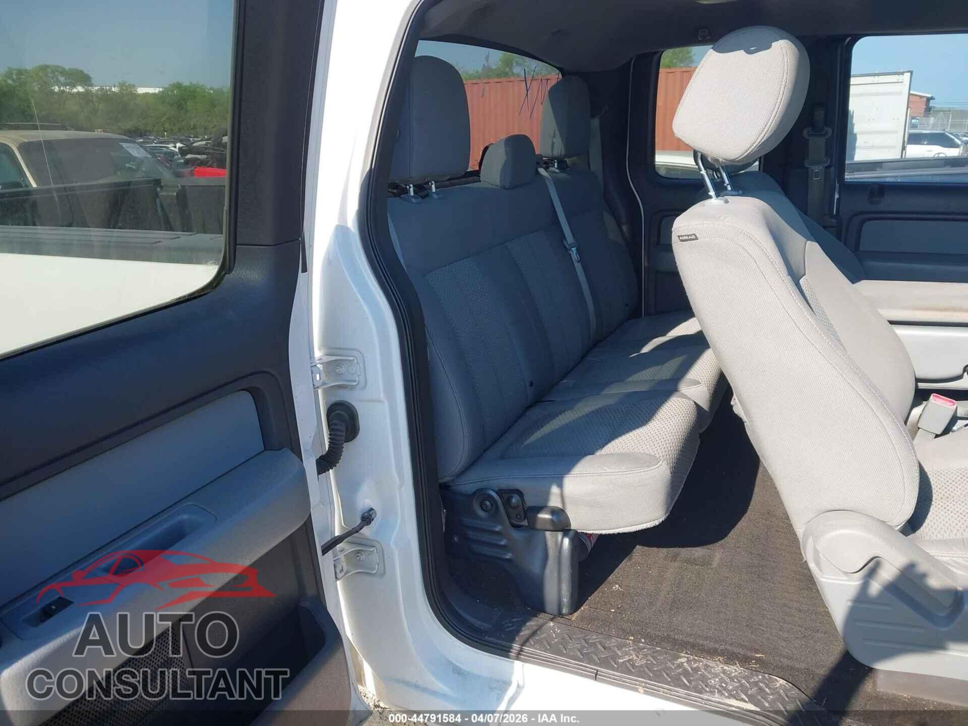 FORD F-150 2013 - 1FTFX1CF6DFD92593