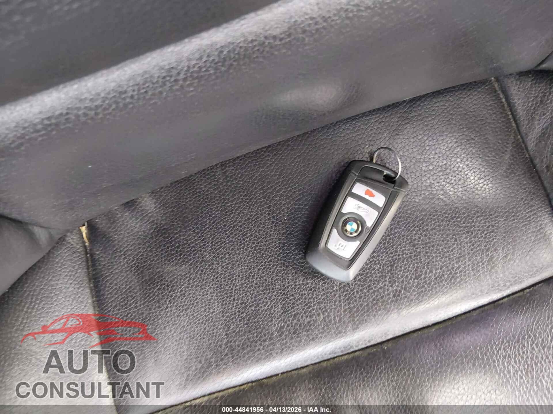 BMW 528I 2015 - WBA5A7C50FD620932