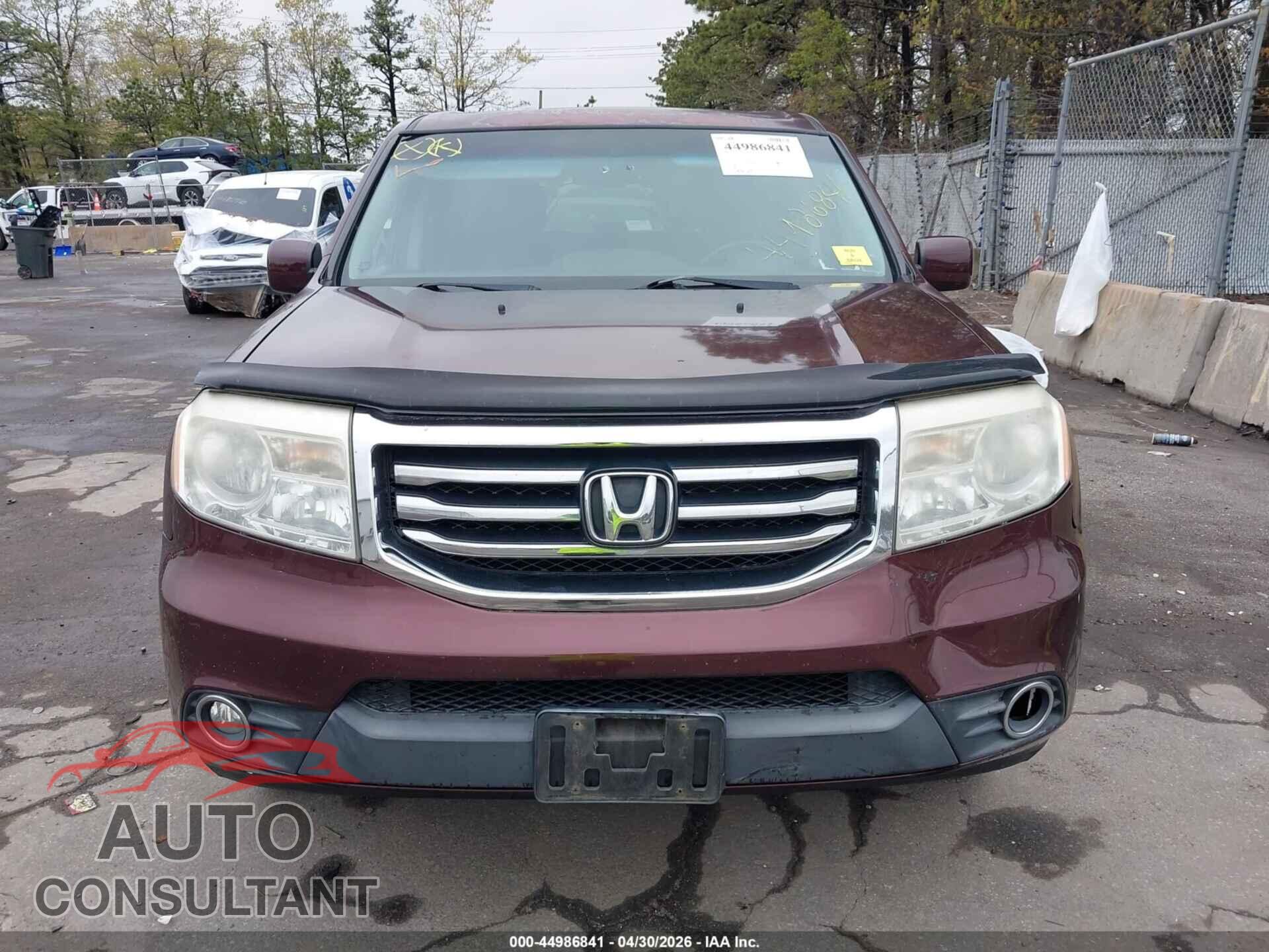 HONDA PILOT 2013 - 5FNYF4H53DB024390