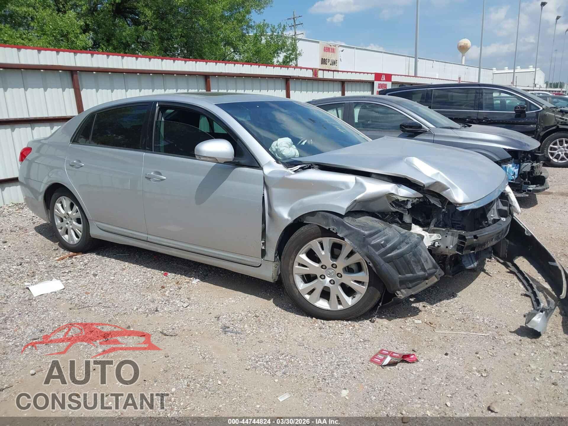 TOYOTA AVALON 2012 - 4T1BK3DBXCU449114