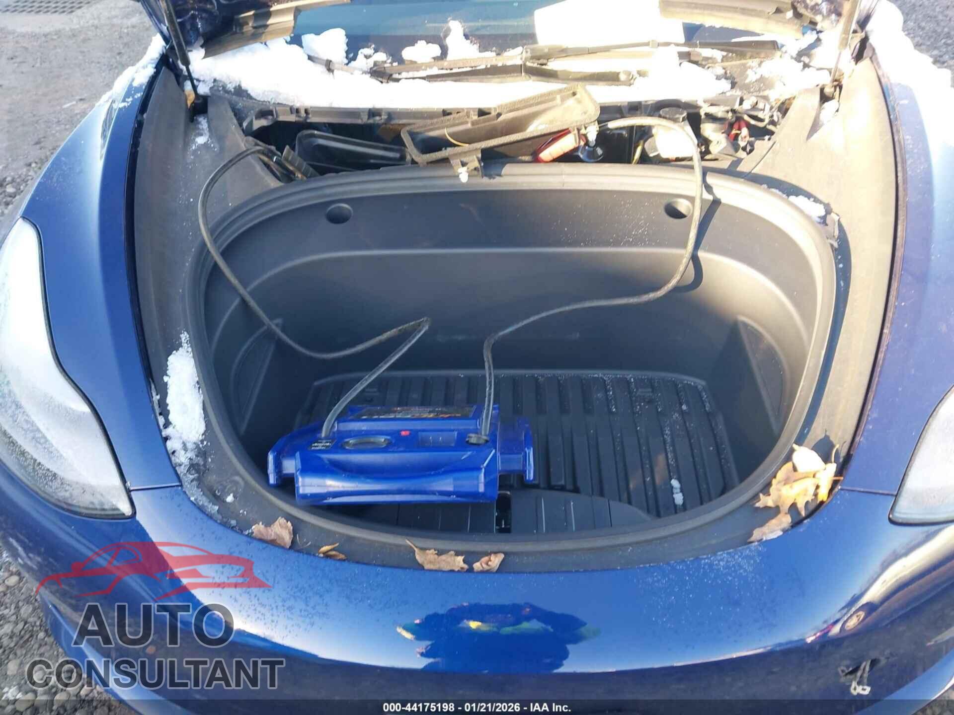 TESLA MODEL 3 2023 - 5YJ3E1EA2PF679660
