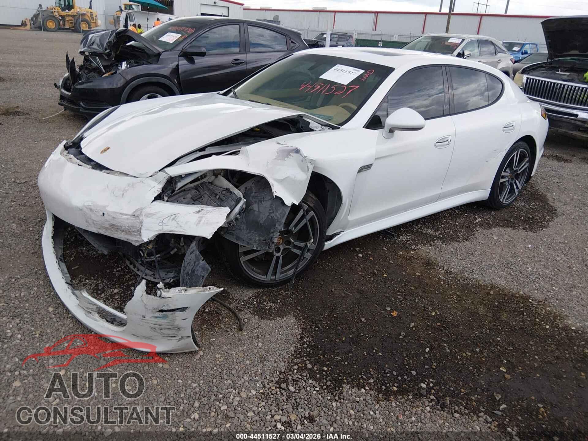 PORSCHE PANAMERA 2013 - WP0AA2A72DL017475