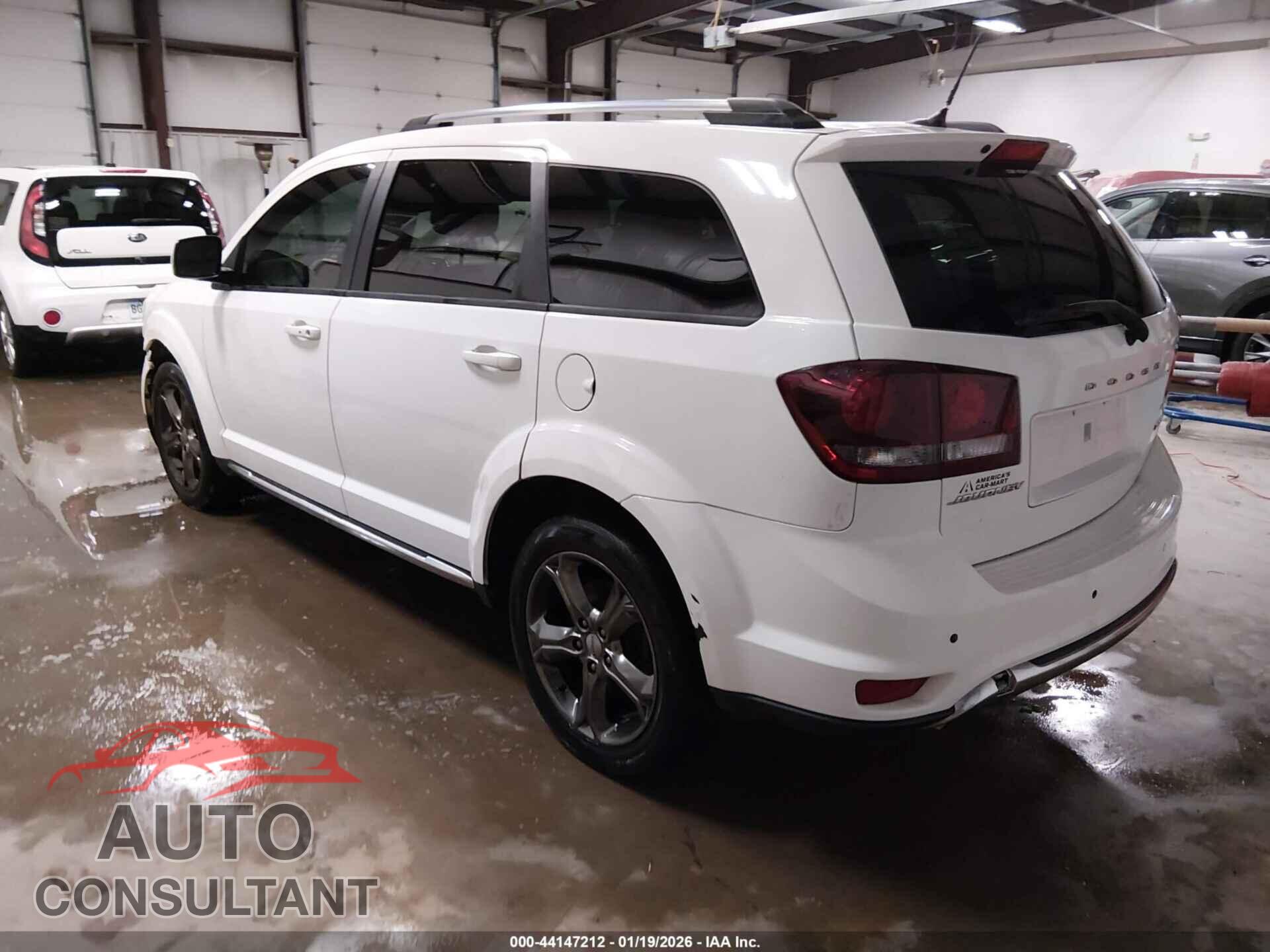 DODGE JOURNEY 2015 - 3C4PDCGG9FT697932