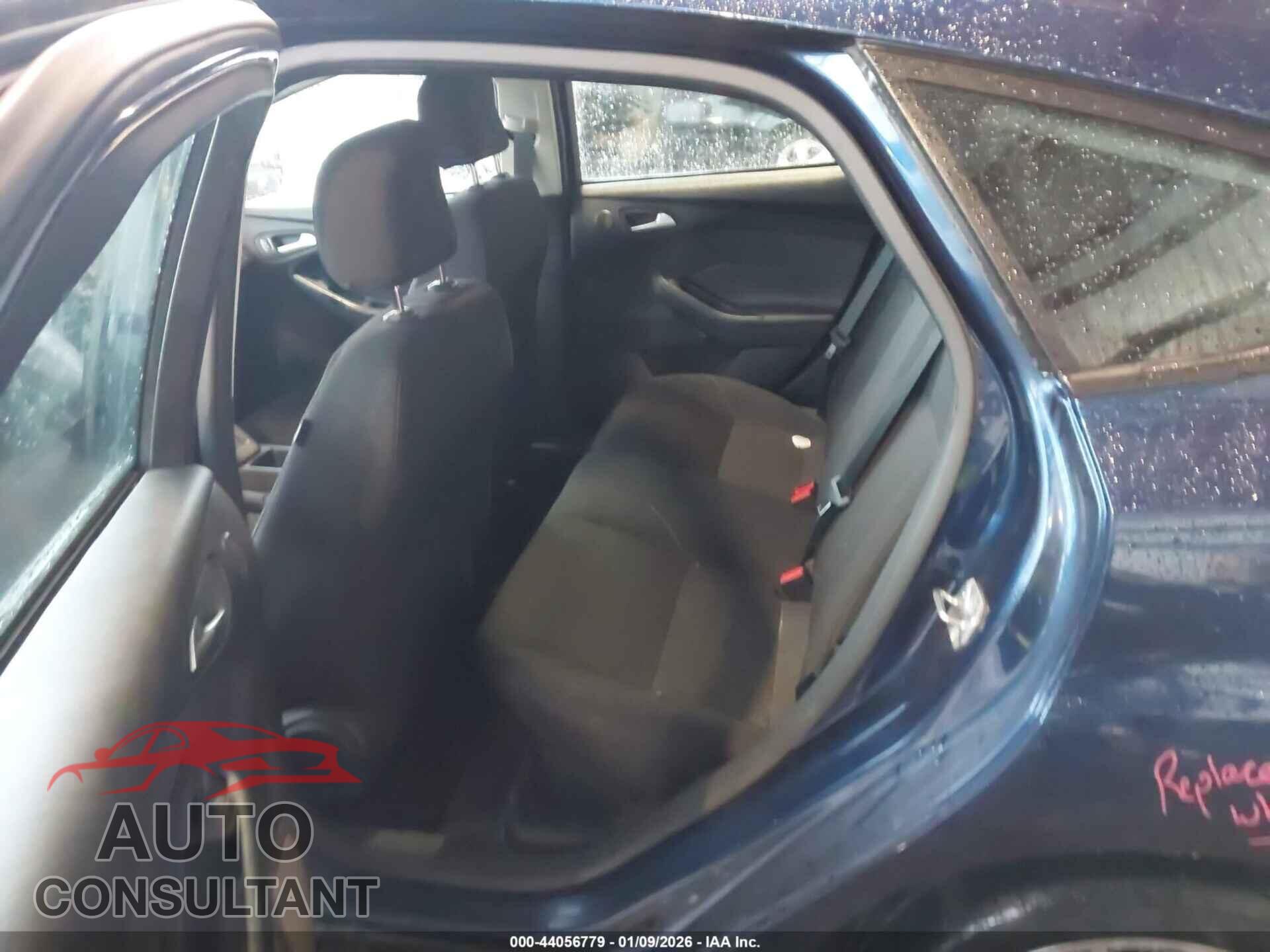 FORD FOCUS 2017 - 1FADP3M2XHL201074