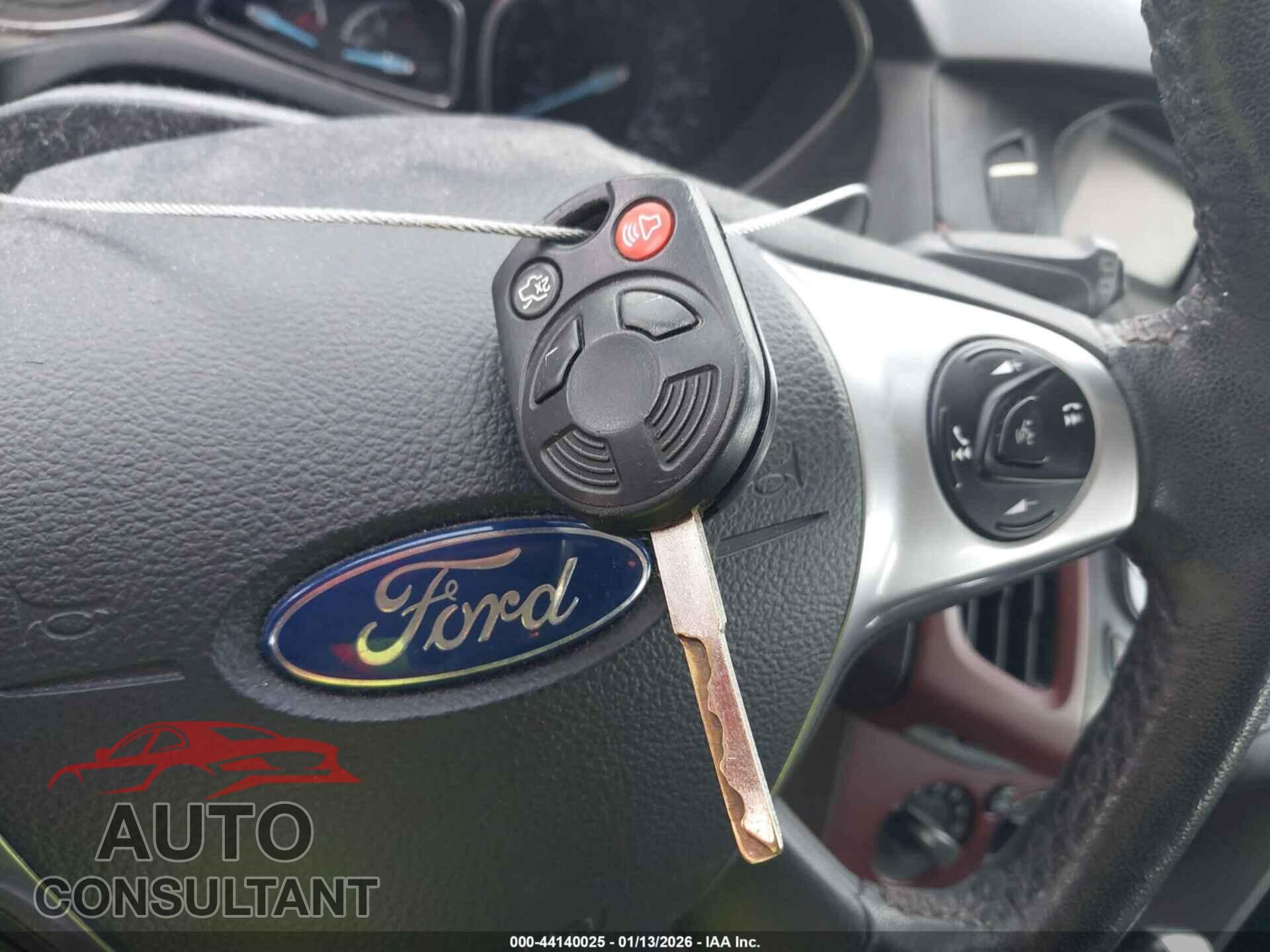 FORD FOCUS 2014 - 1FADP3K20EL455178