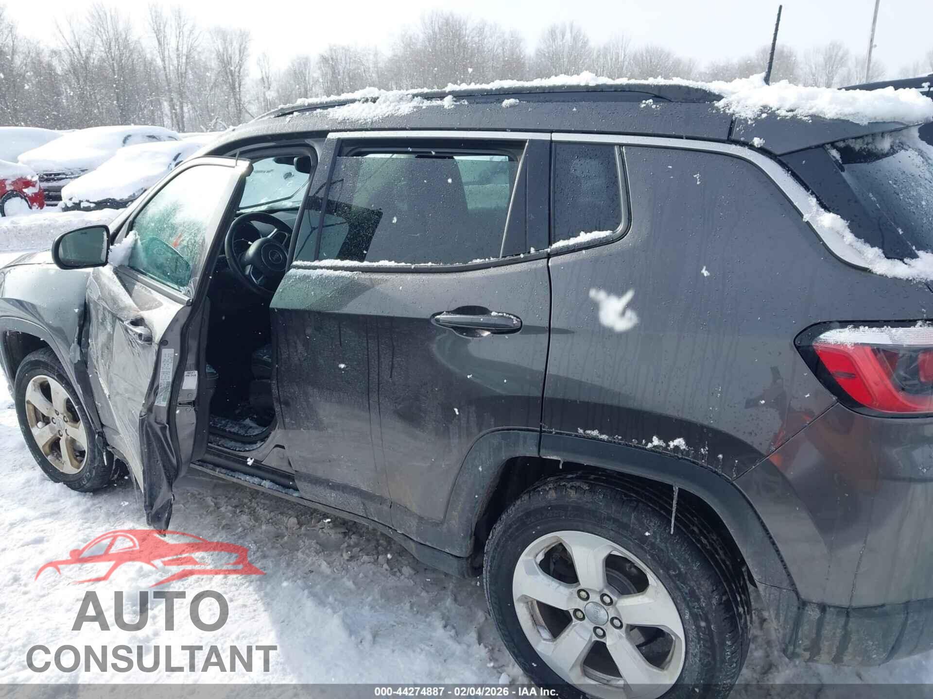 JEEP COMPASS 2018 - 3C4NJDBB8JT362011