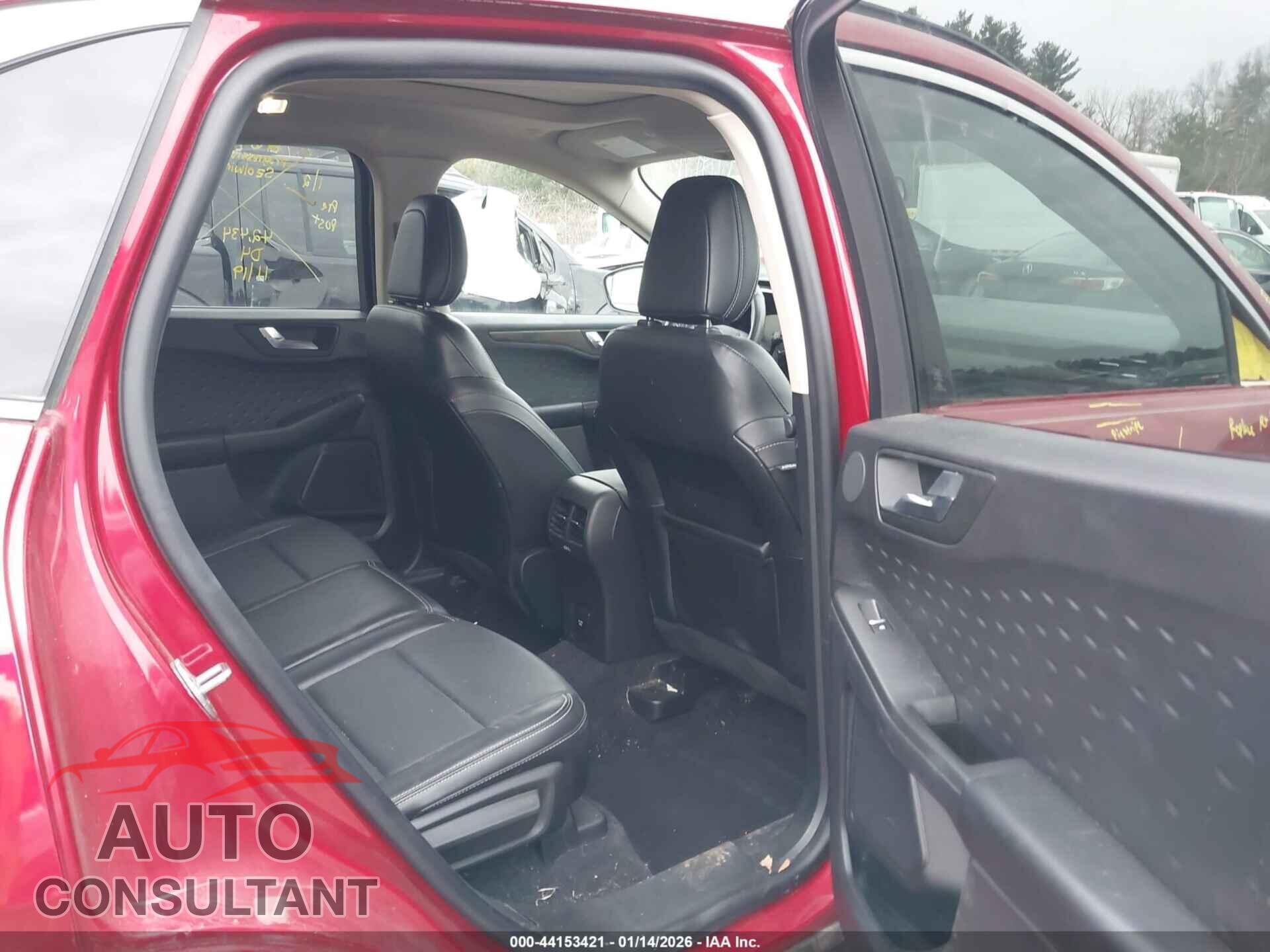 FORD ESCAPE 2020 - 1FMCU9J98LUA30729