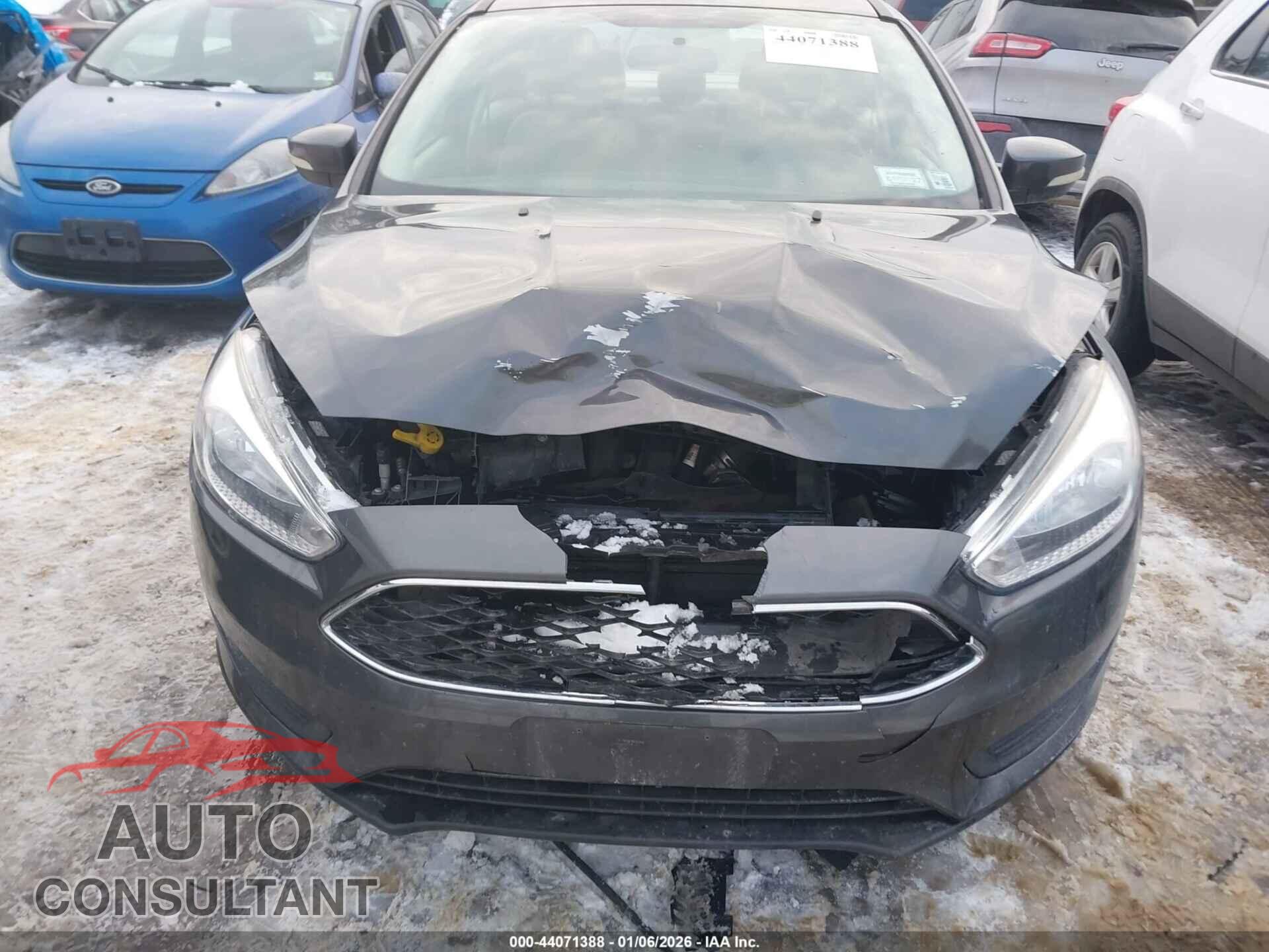 FORD FOCUS 2016 - 1FADP3F22GL300421