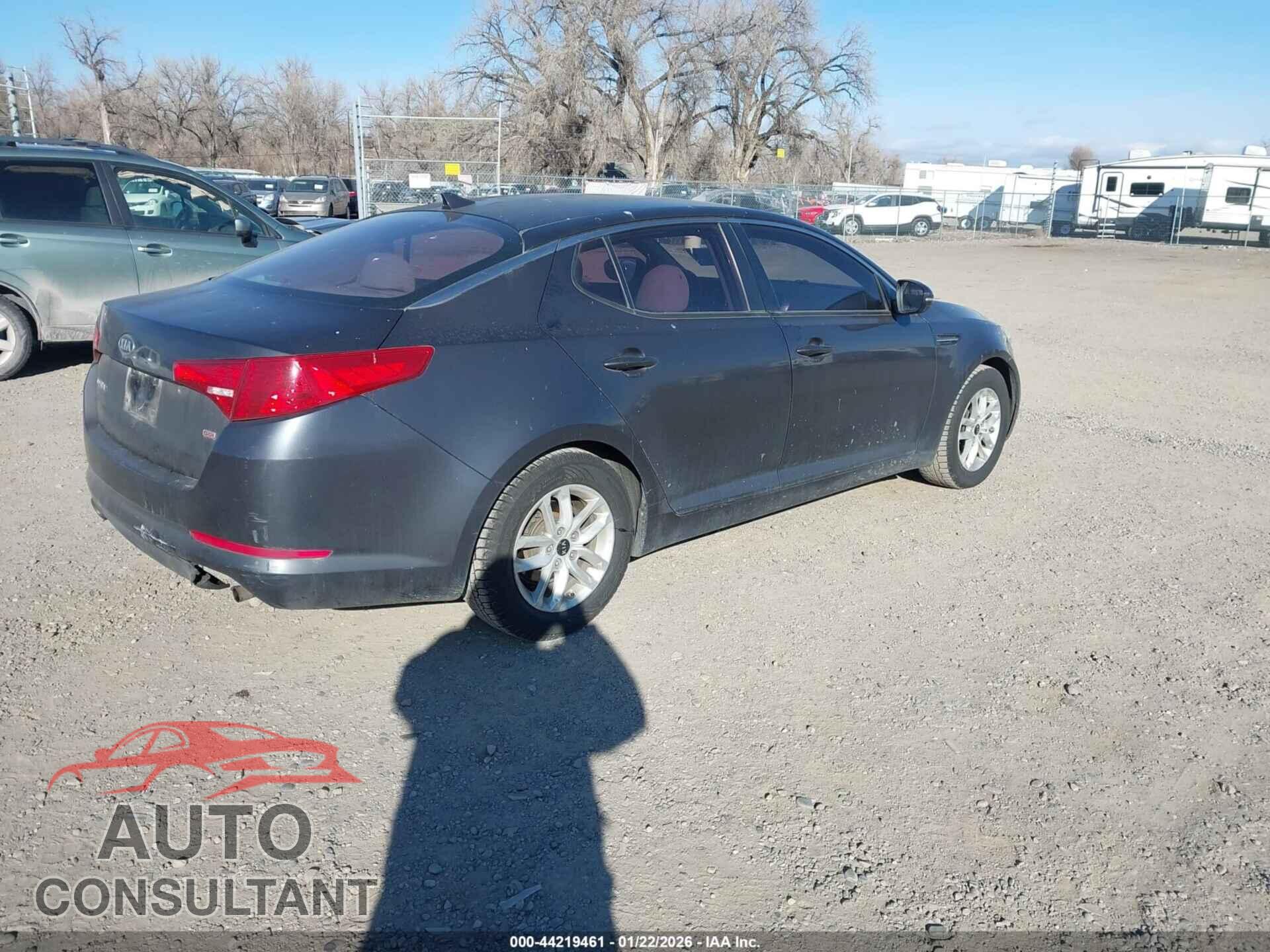 KIA OPTIMA 2011 - KNAGM4A76B5128512