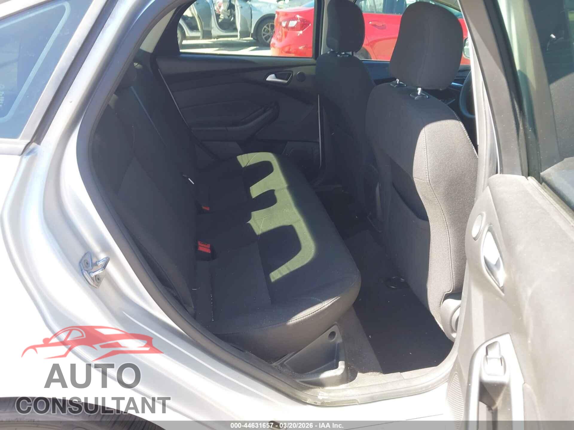FORD FOCUS 2017 - 1FADP3H20HL313666