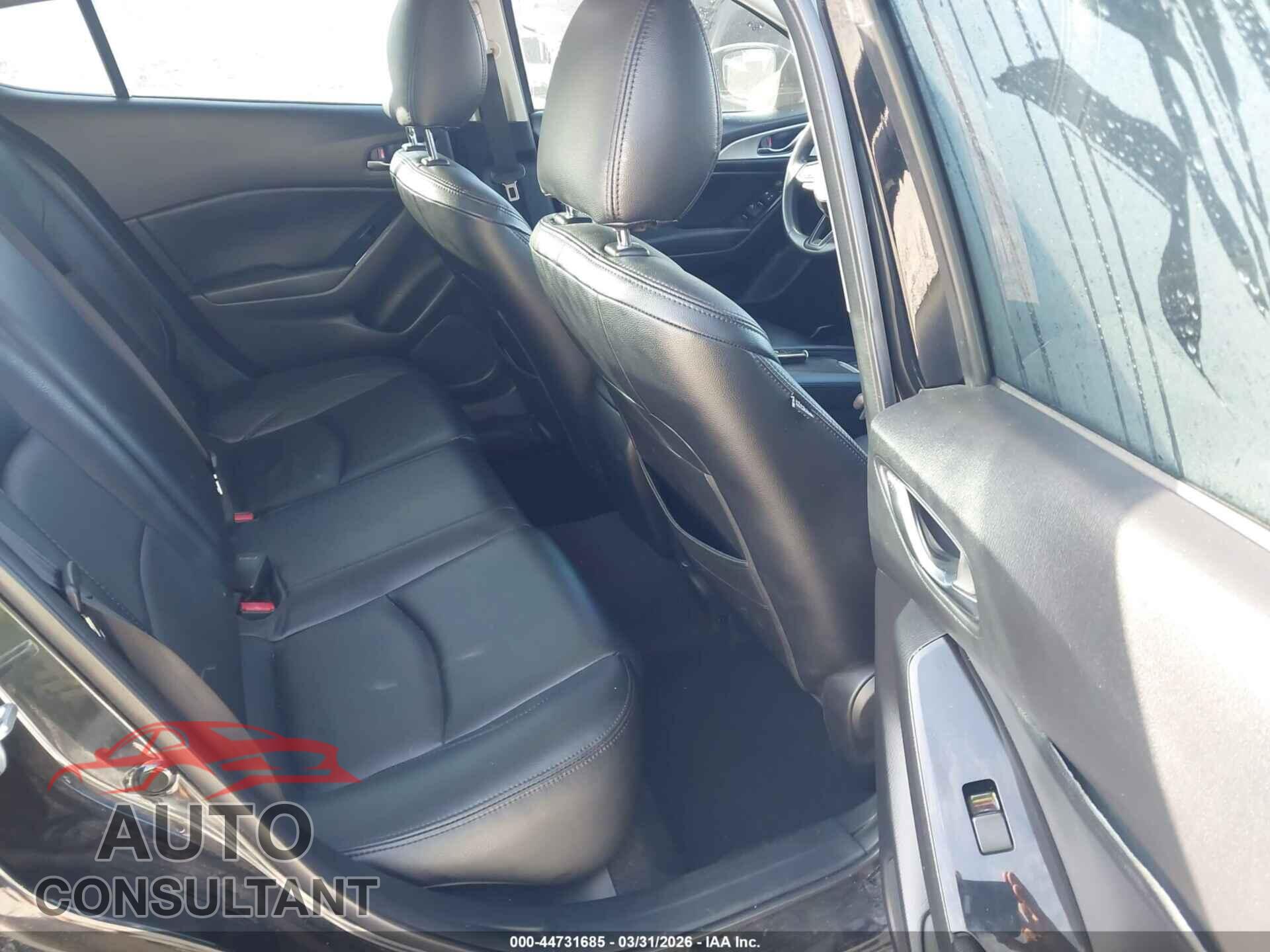 MAZDA MAZDA3 2017 - 3MZBN1U7XHM152283