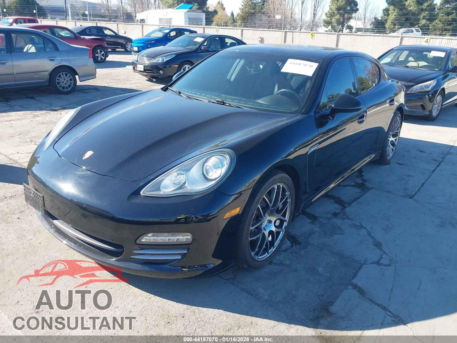 PORSCHE PANAMERA 2011 - WP0AA2A73BL011584