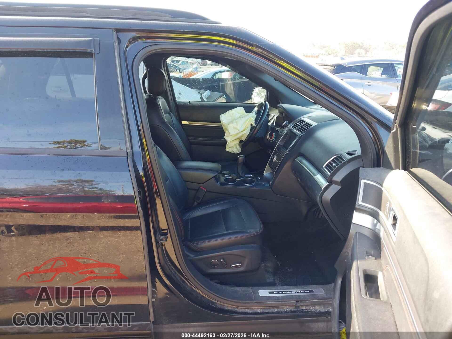 FORD EXPLORER 2017 - 1FM5K8GTXHGD16972