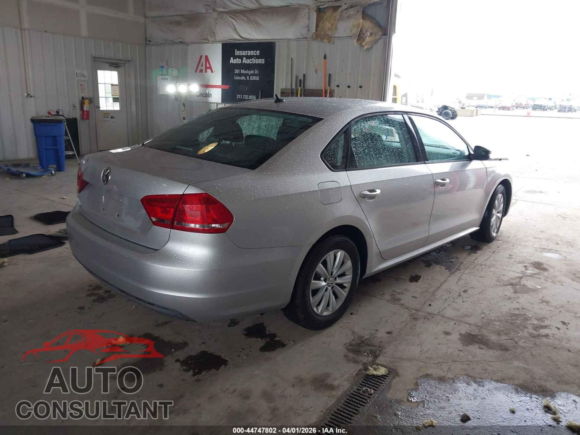 VOLKSWAGEN PASSAT 2013 - 1VWAP7A31DC046911