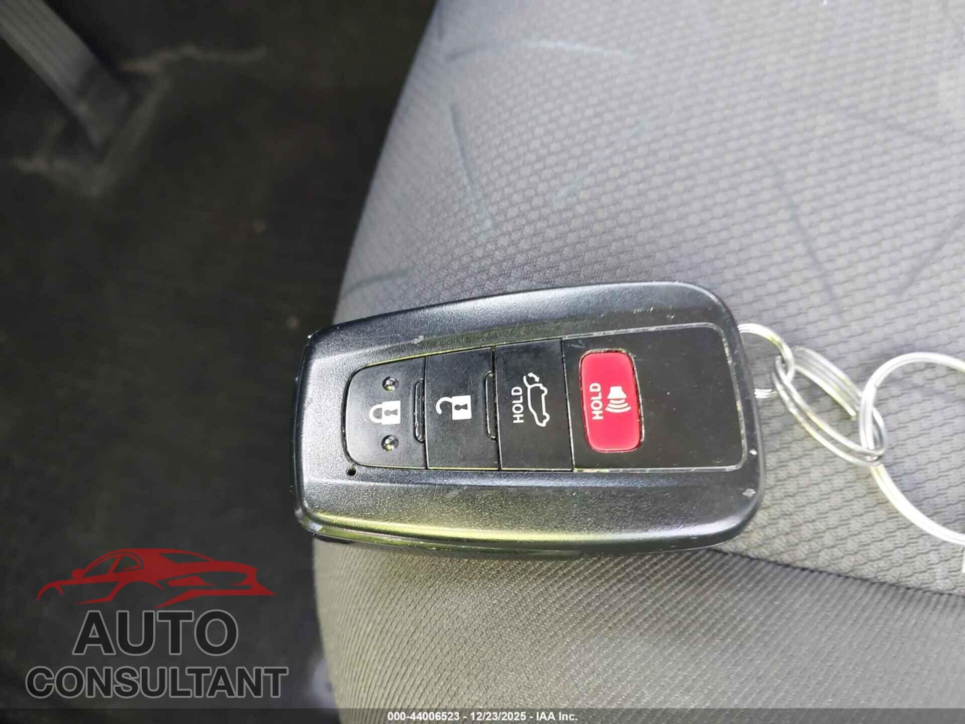 TOYOTA RAV4 2020 - JTMP1RFV7LD054265