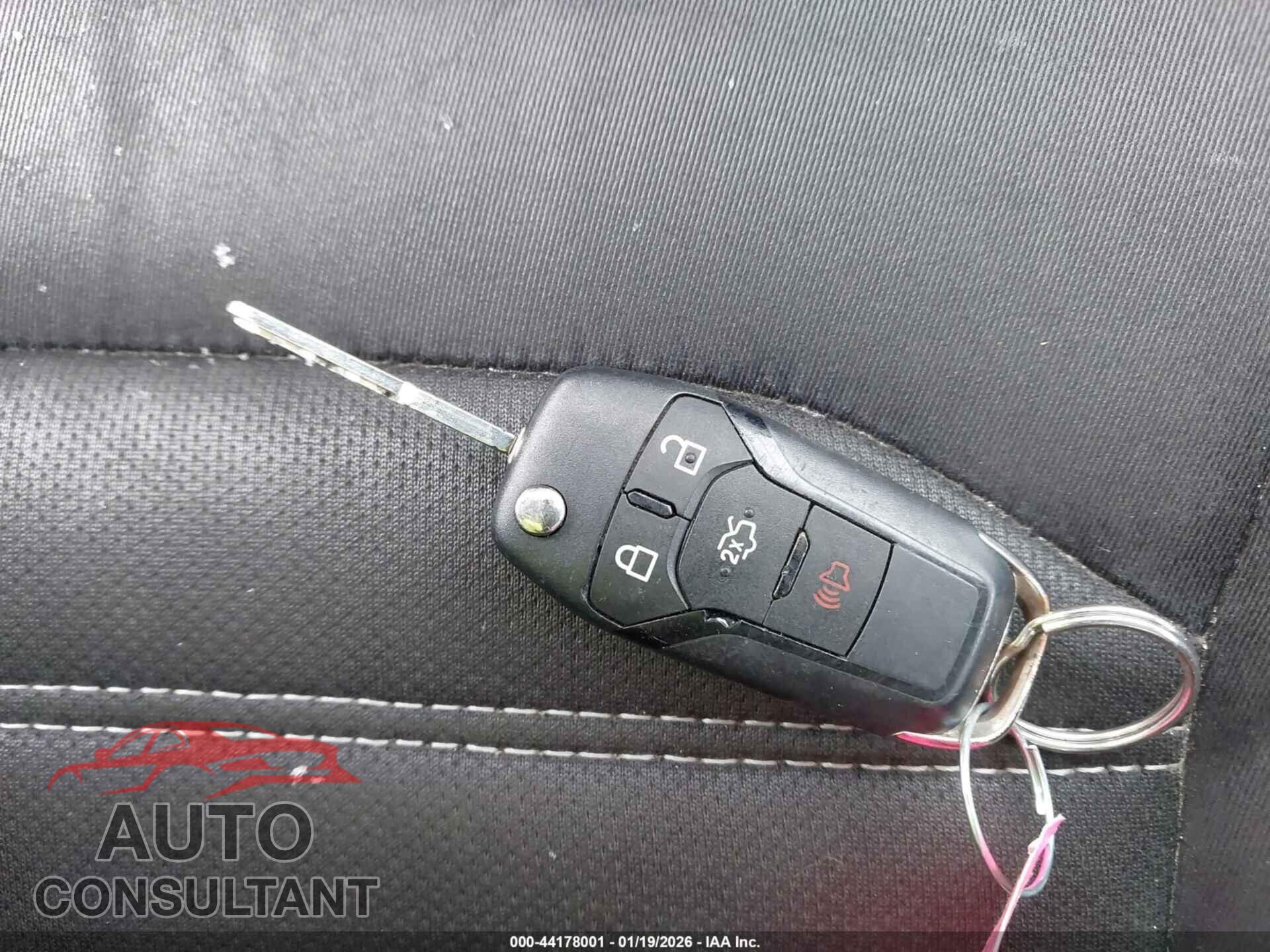 FORD FUSION 2013 - 3FA6P0HR2DR128292
