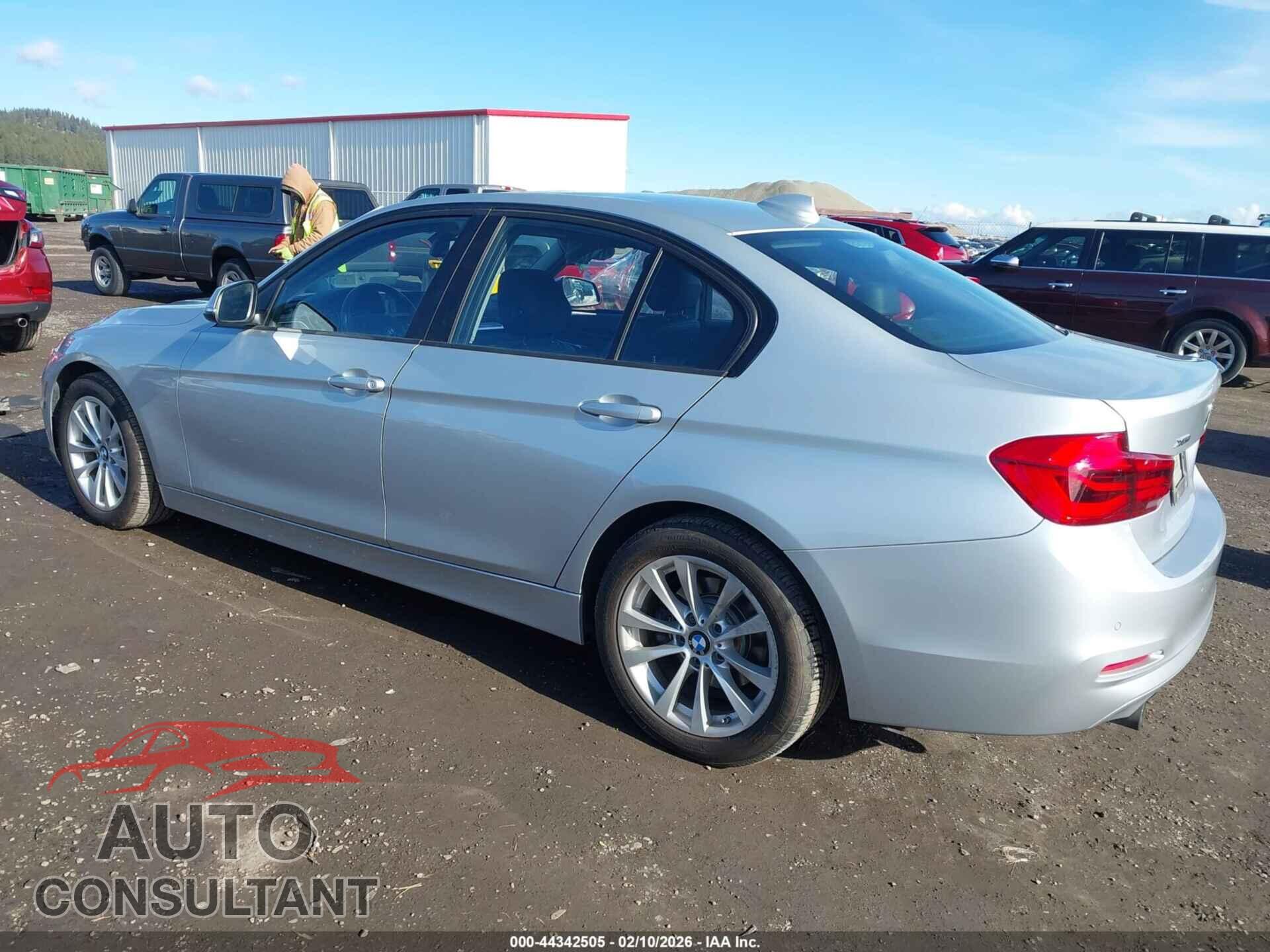 BMW 320I 2016 - WBA8A3C50GK690787