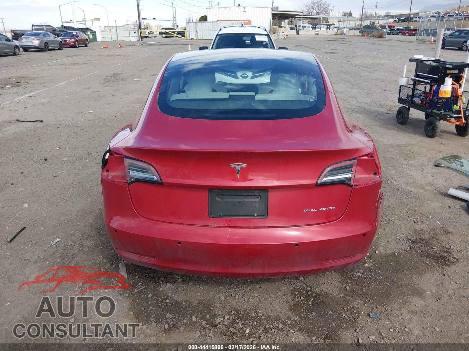 TESLA MODEL 3 2022 - 5YJ3E1EB7NF276411