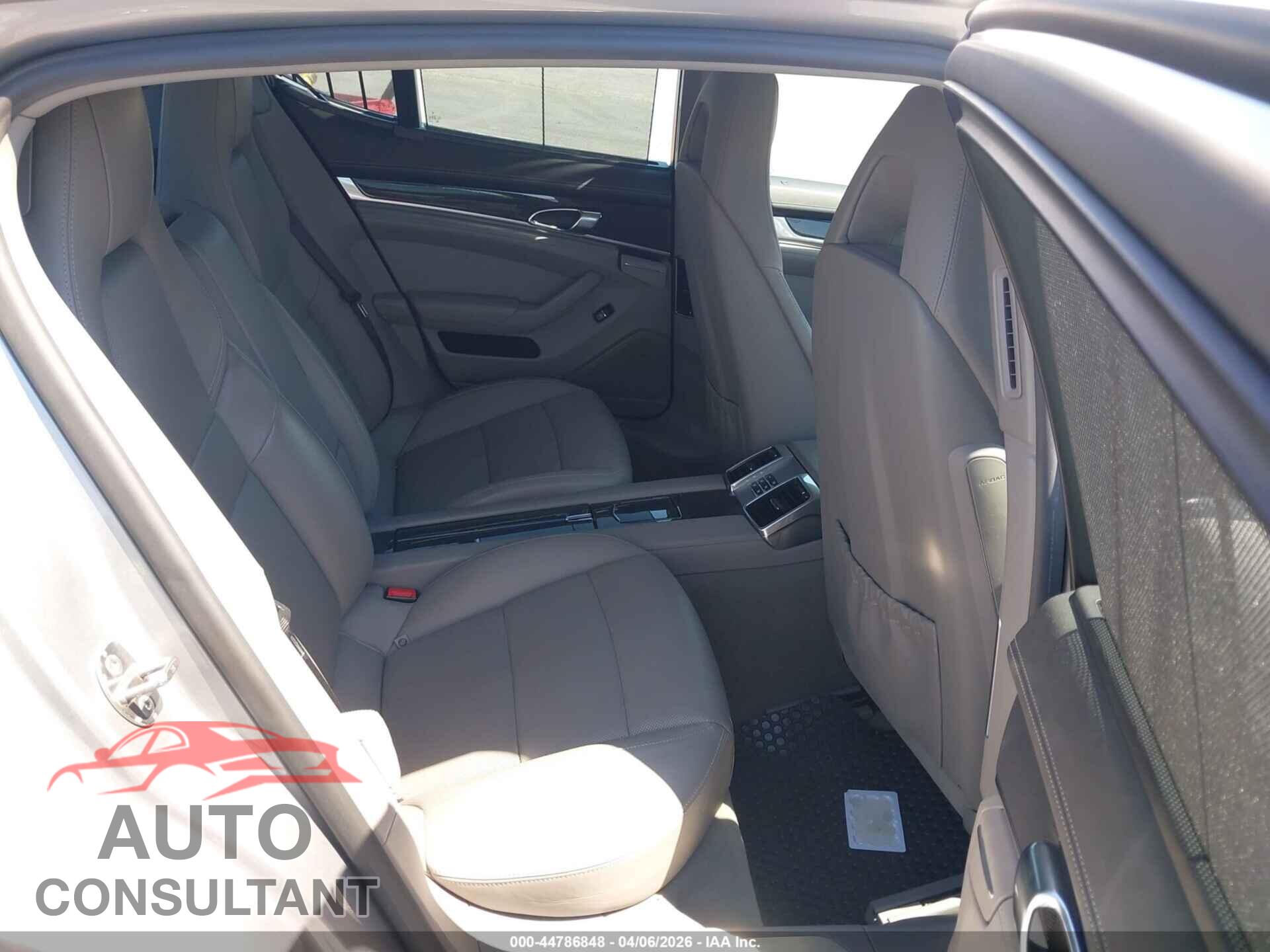PORSCHE PANAMERA 2010 - WP0AB2A76AL064677