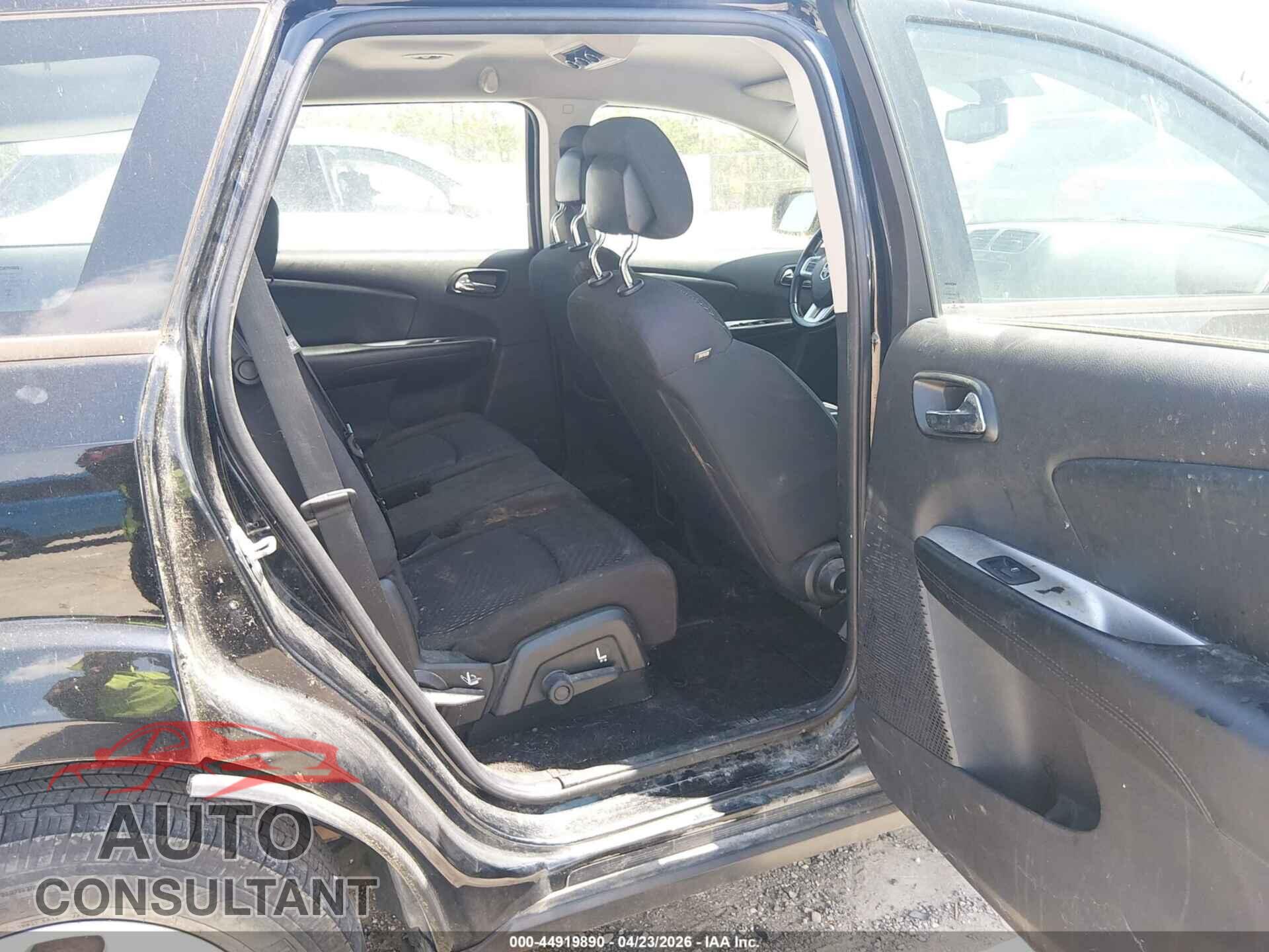 DODGE JOURNEY 2015 - 3C4PDCAB2FT631235