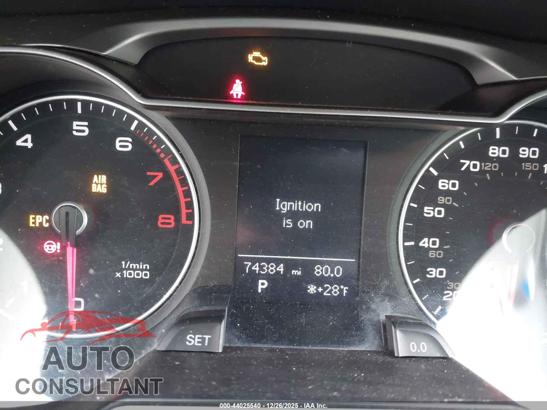 AUDI A4 2013 - WAUFFAFL1DN007576