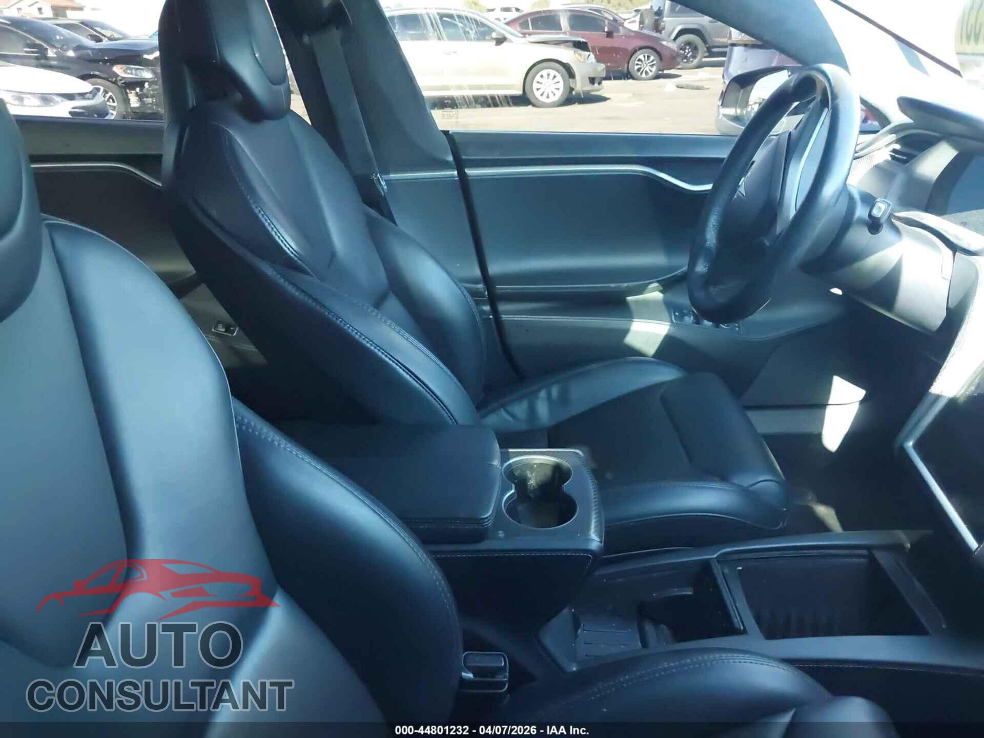 TESLA MODEL S 2018 - 5YJSA1E26JF273792