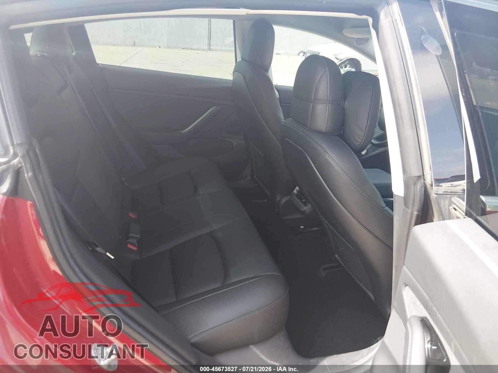 TESLA MODEL 3 2018 - 5YJ3E1EA3JF163685