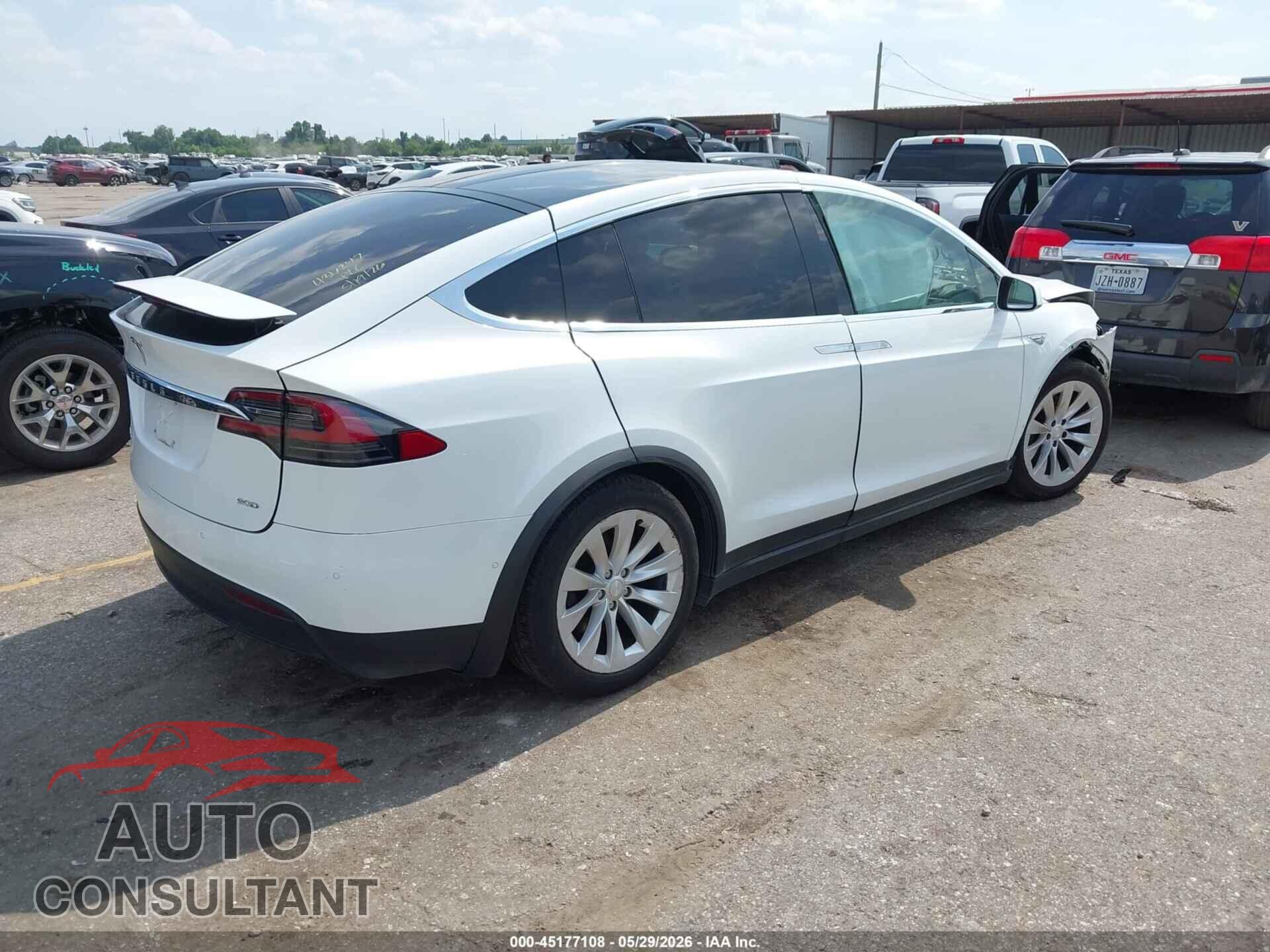 TESLA MODEL X 2016 - 5YJXCAE27GF003060