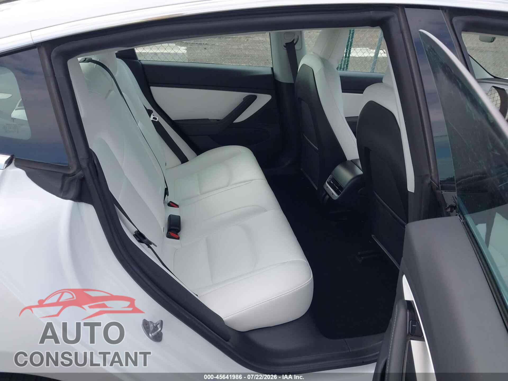 TESLA MODEL 3 2019 - 5YJ3E1EA1KF486618
