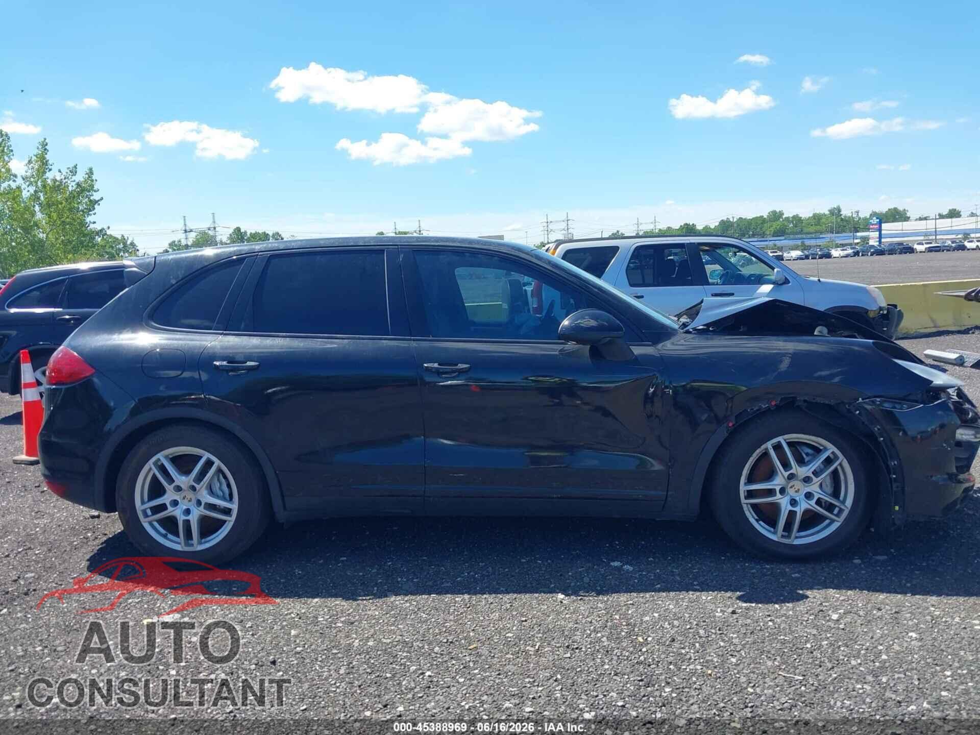 PORSCHE CAYENNE 2013 - WP1AB2A2XDLA80758
