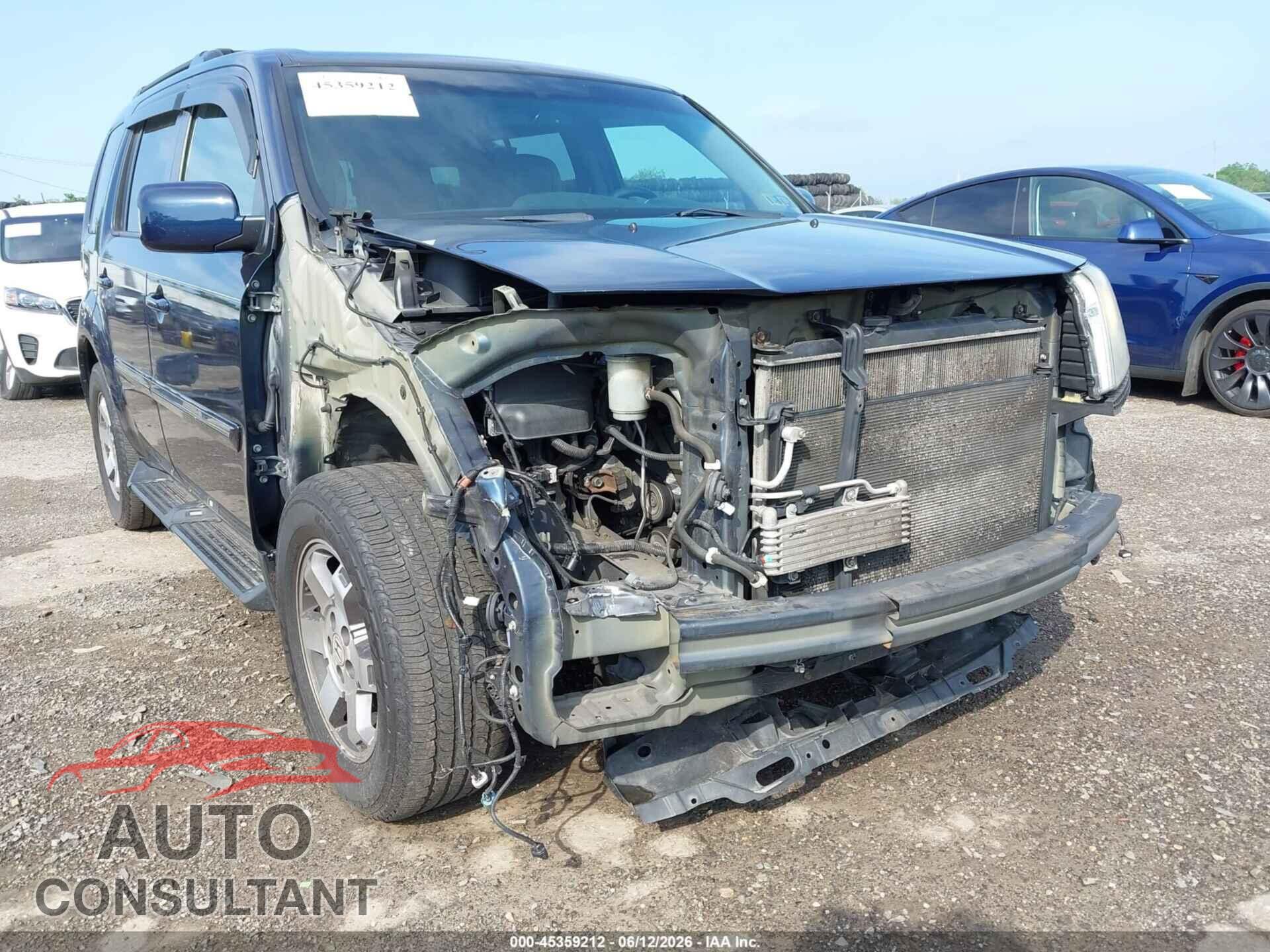 HONDA PILOT 2011 - 5FNYF4H90BB084451