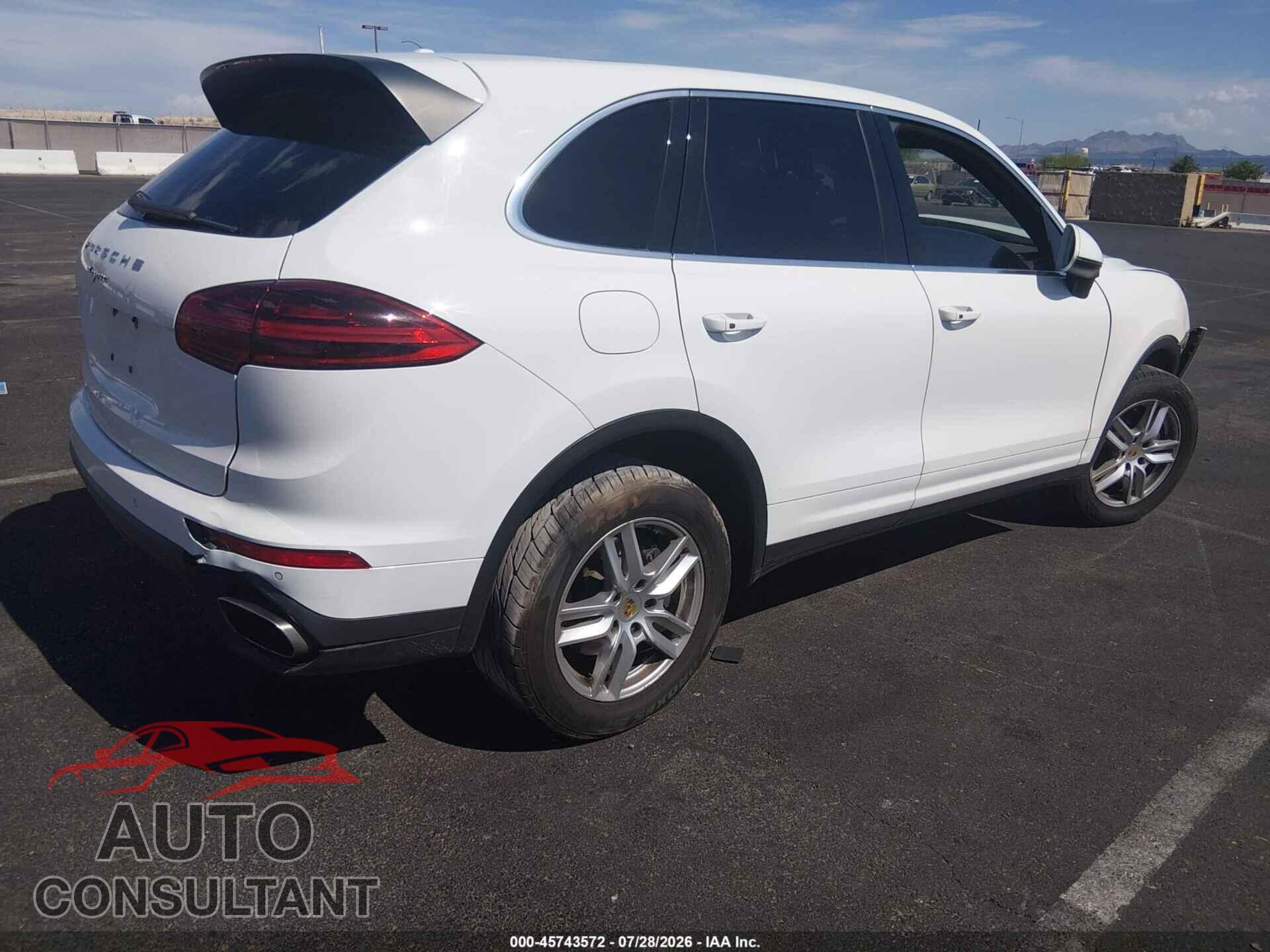 PORSCHE CAYENNE 2016 - WP1AA2A22GKA10118