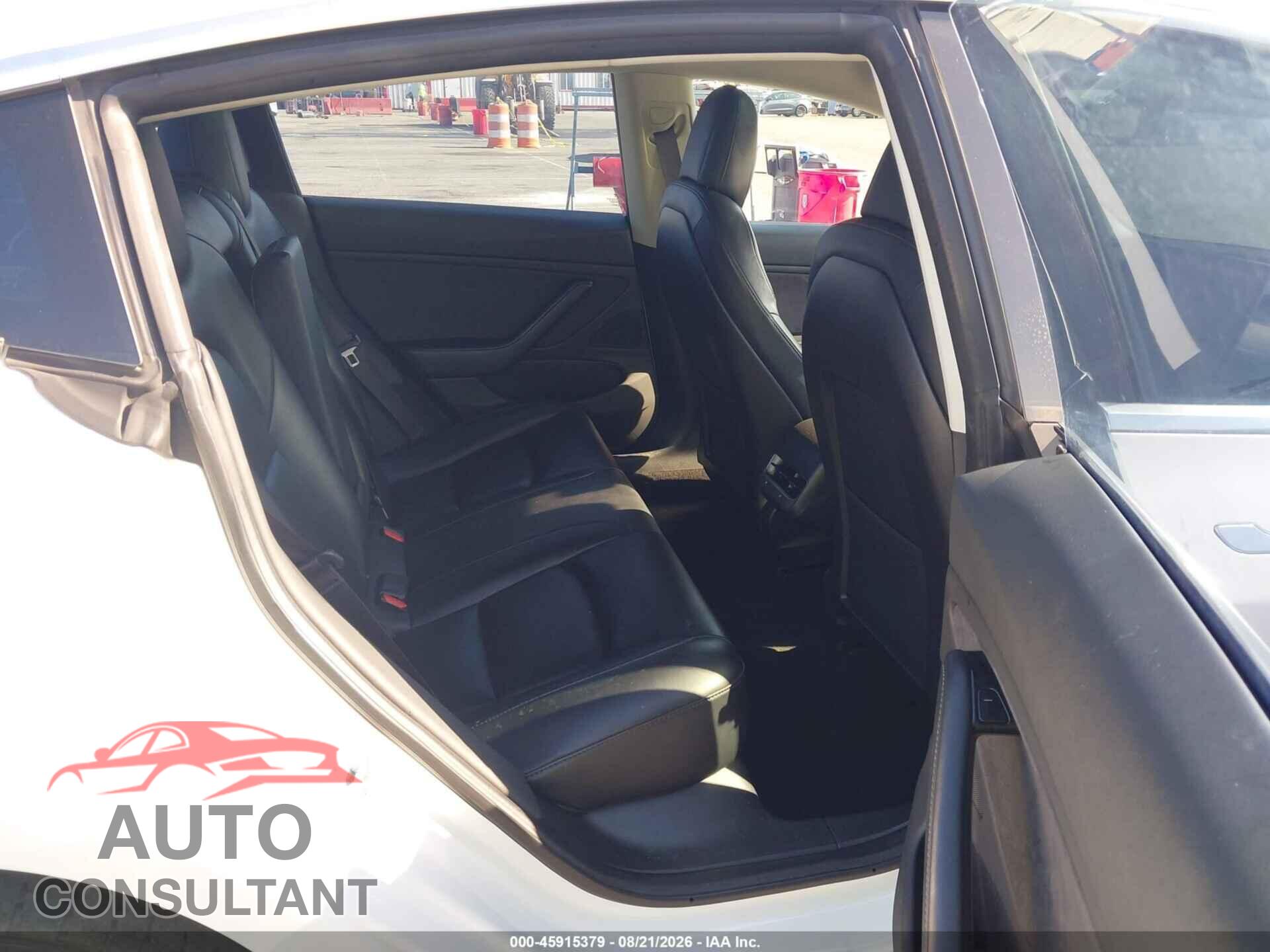 TESLA MODEL 3 2018 - 5YJ3E1EA0JF057579
