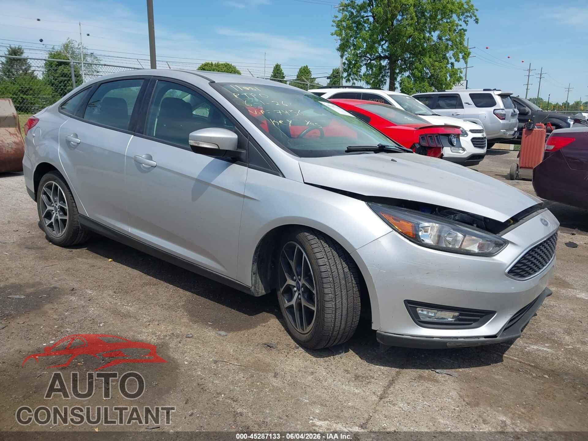 FORD FOCUS 2017 - 1FADP3H24HL257456