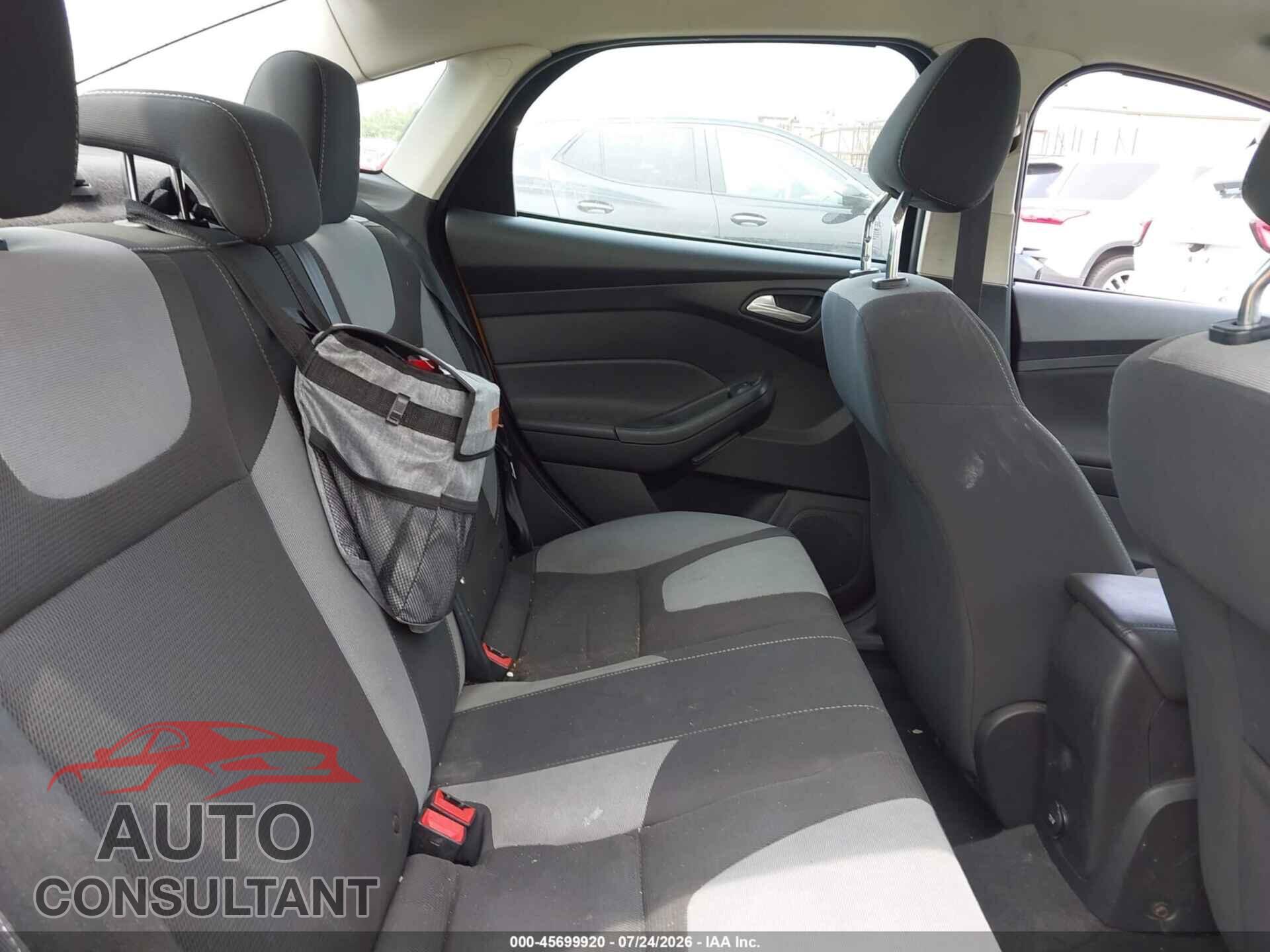 FORD FOCUS 2012 - 1FAHP3F2XCL183232