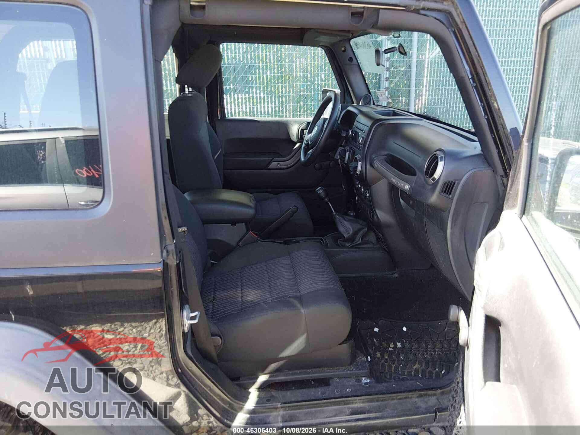 JEEP WRANGLER 2011 - 1J4AA2D10BL547703