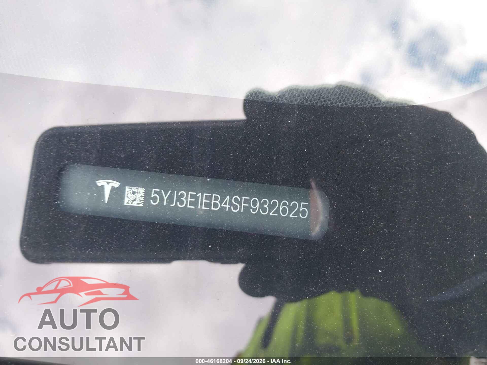 TESLA MODEL 3 2025 - 5YJ3E1EB4SF932625