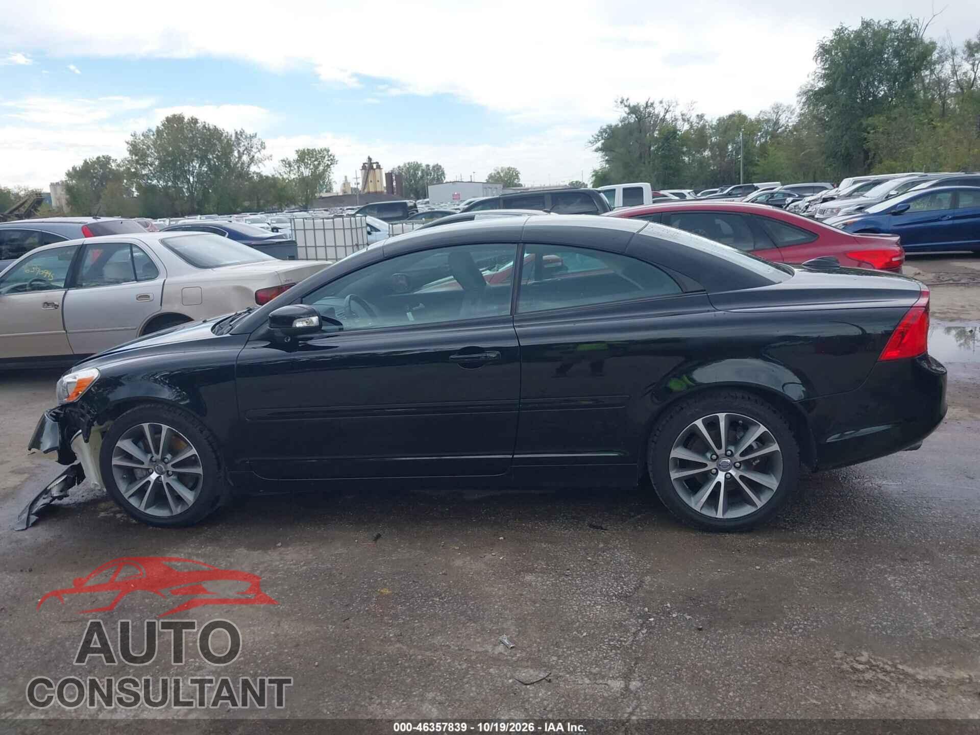 VOLVO C70 2013 - YV1672MC4DJ141248