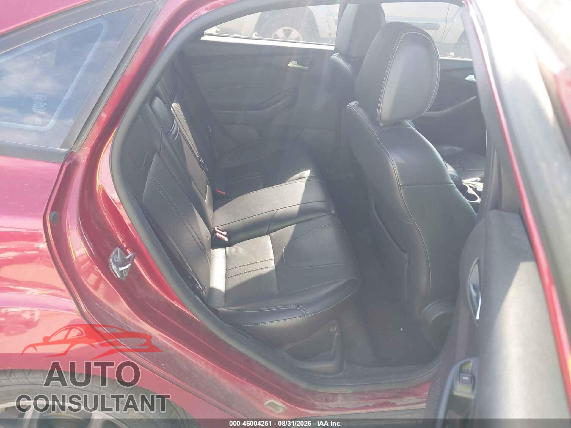 FORD FOCUS 2013 - 1FADP3F21DL302057