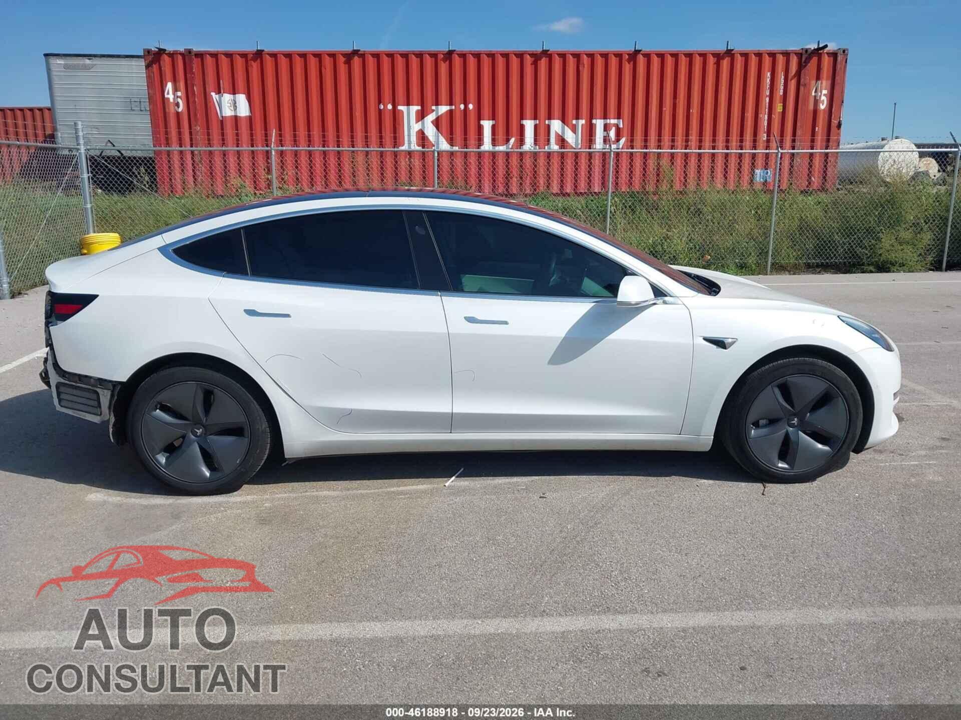 TESLA MODEL 3 2019 - 5YJ3E1EB8KF494448