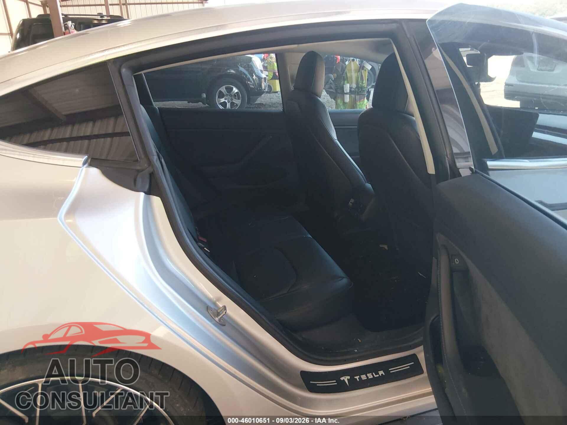 TESLA MODEL 3 2018 - 5YJ3E1EA9JF016576