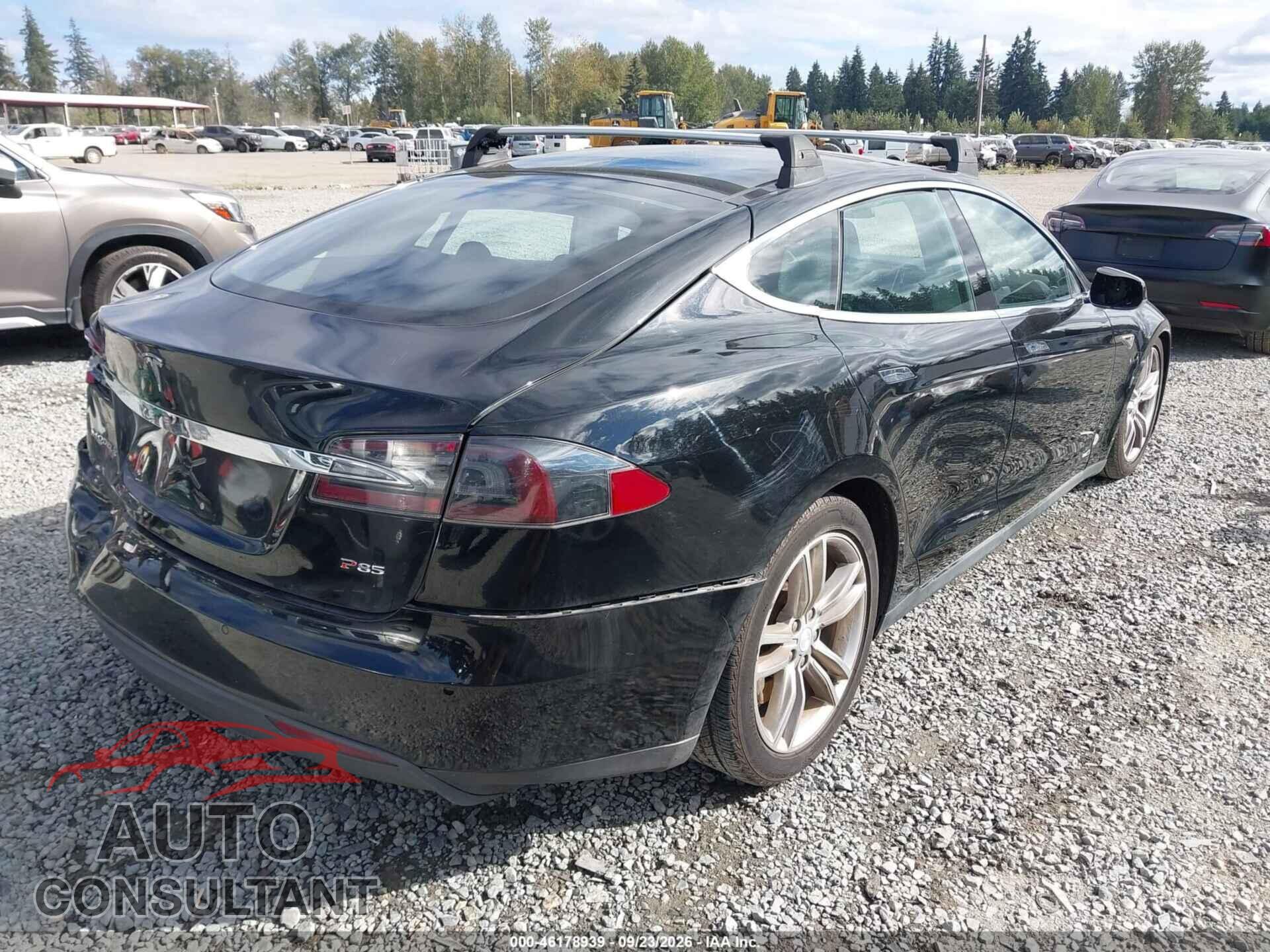 TESLA MODEL S 2013 - 5YJSA1CP4DFP23376